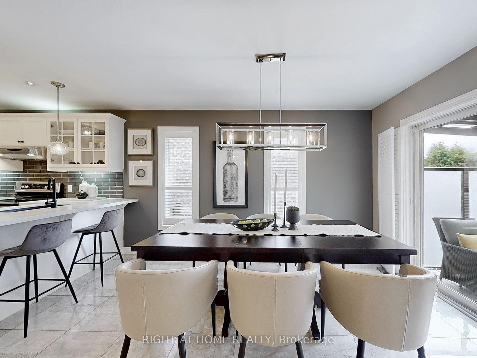 17 Bugelli Drive photo 32