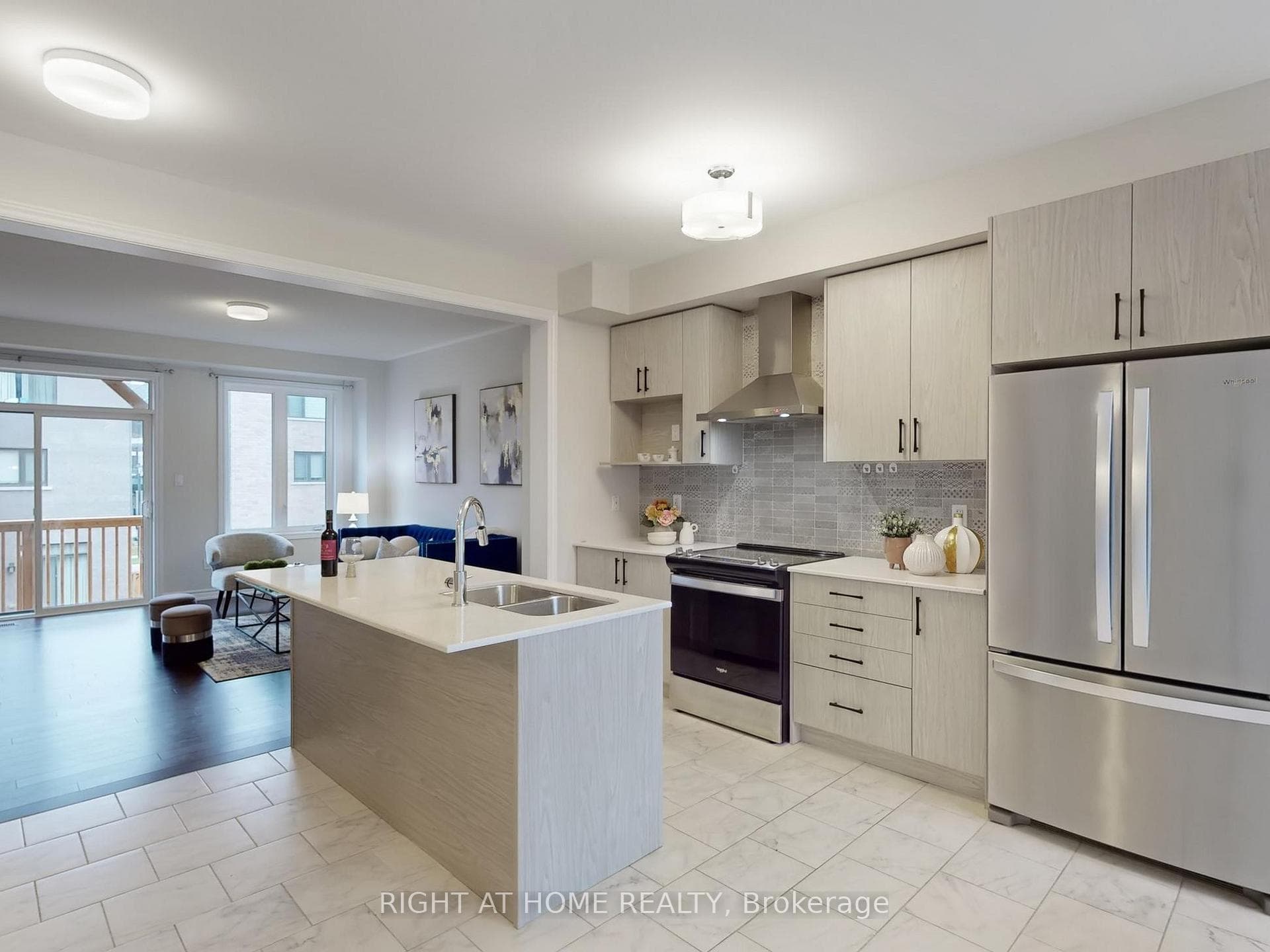 59 Douet Lane photo 9