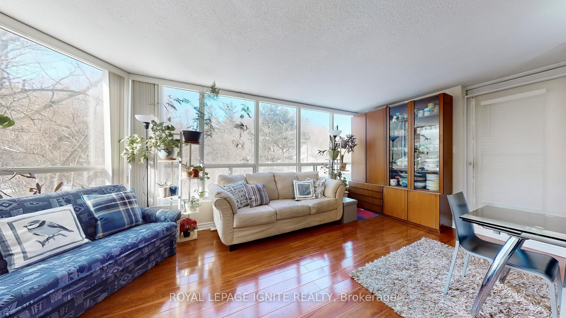 3050 Ellesmere Road Unit 312 photo 5