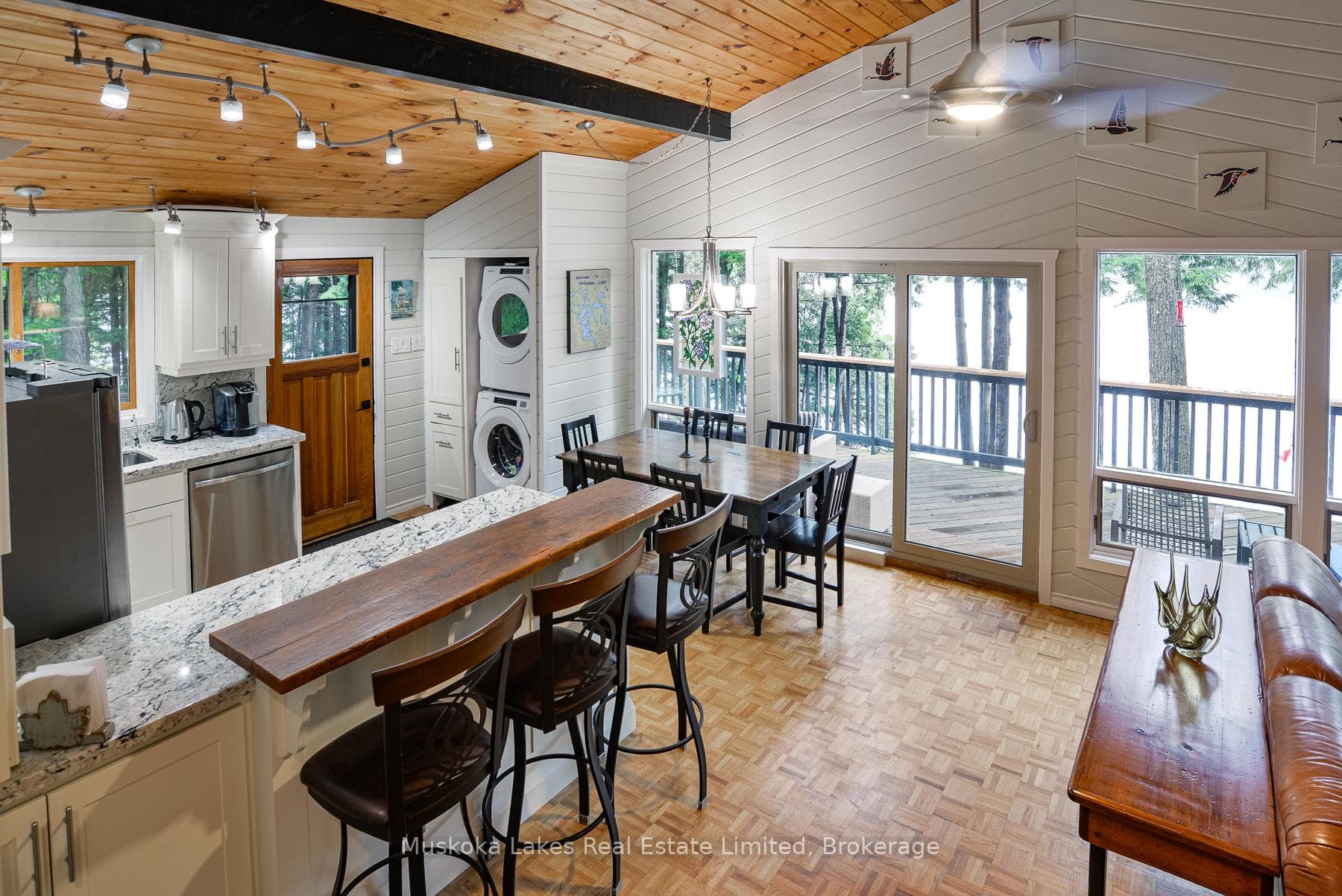 322 Marshall Road photo 3
