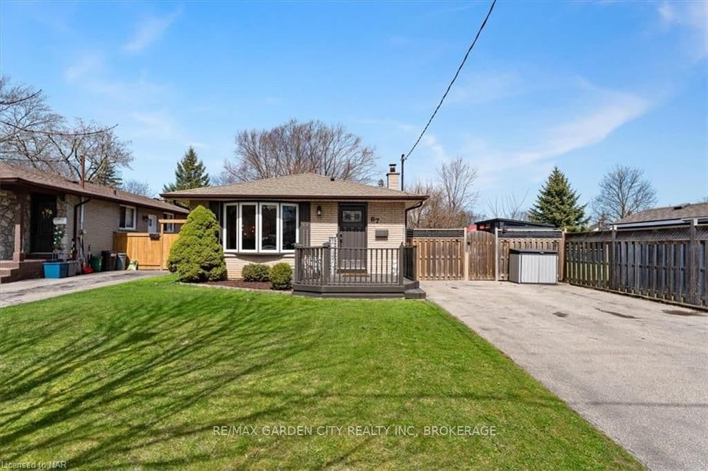 67 LOUIS Avenue photo 3