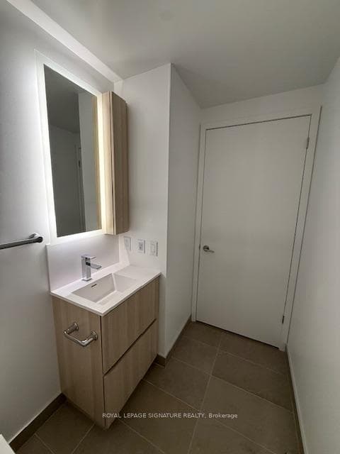 251 Masonry Way Unit 711 photo 5