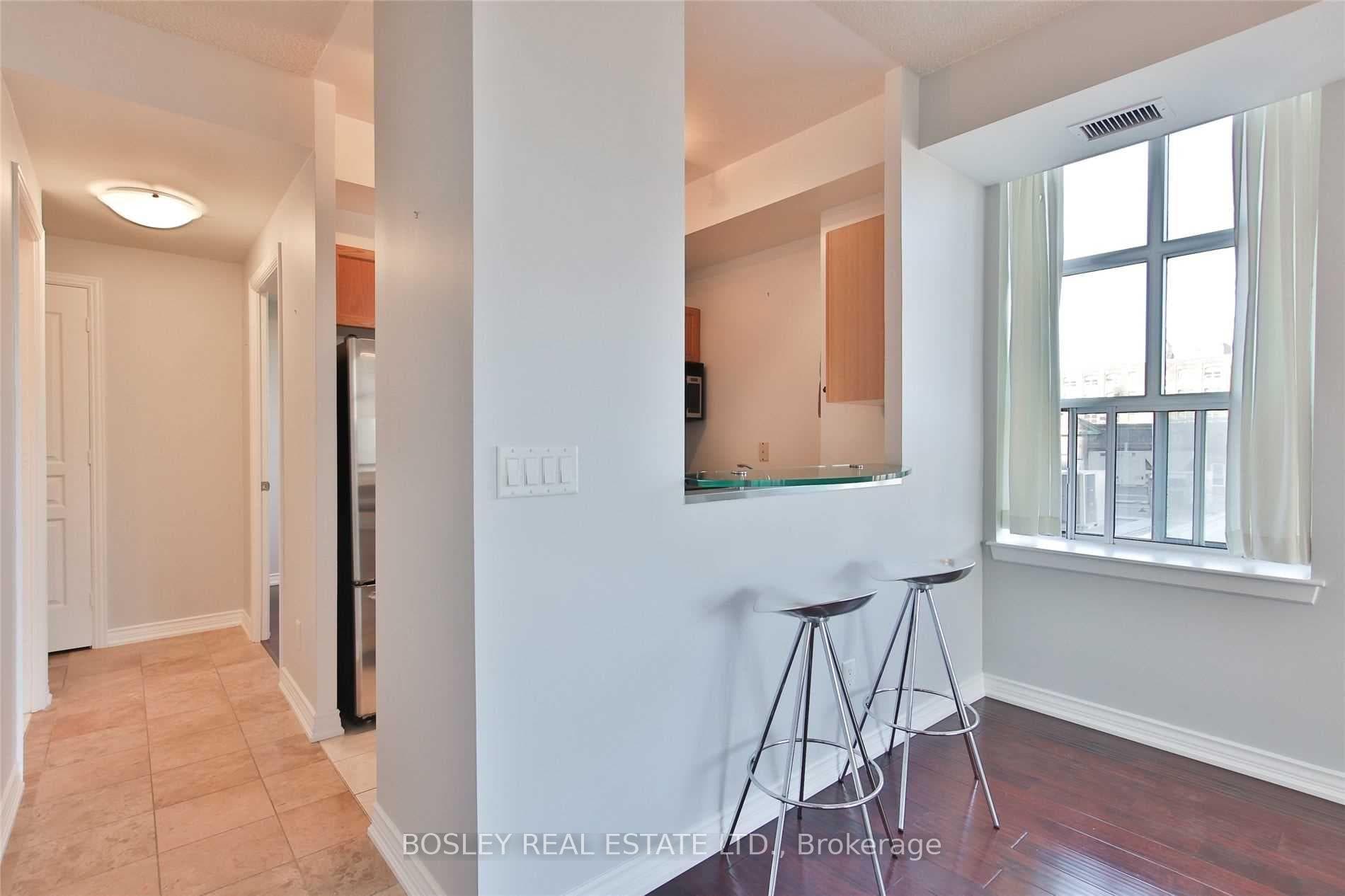 438 Richmond Street Unit 410 photo 14