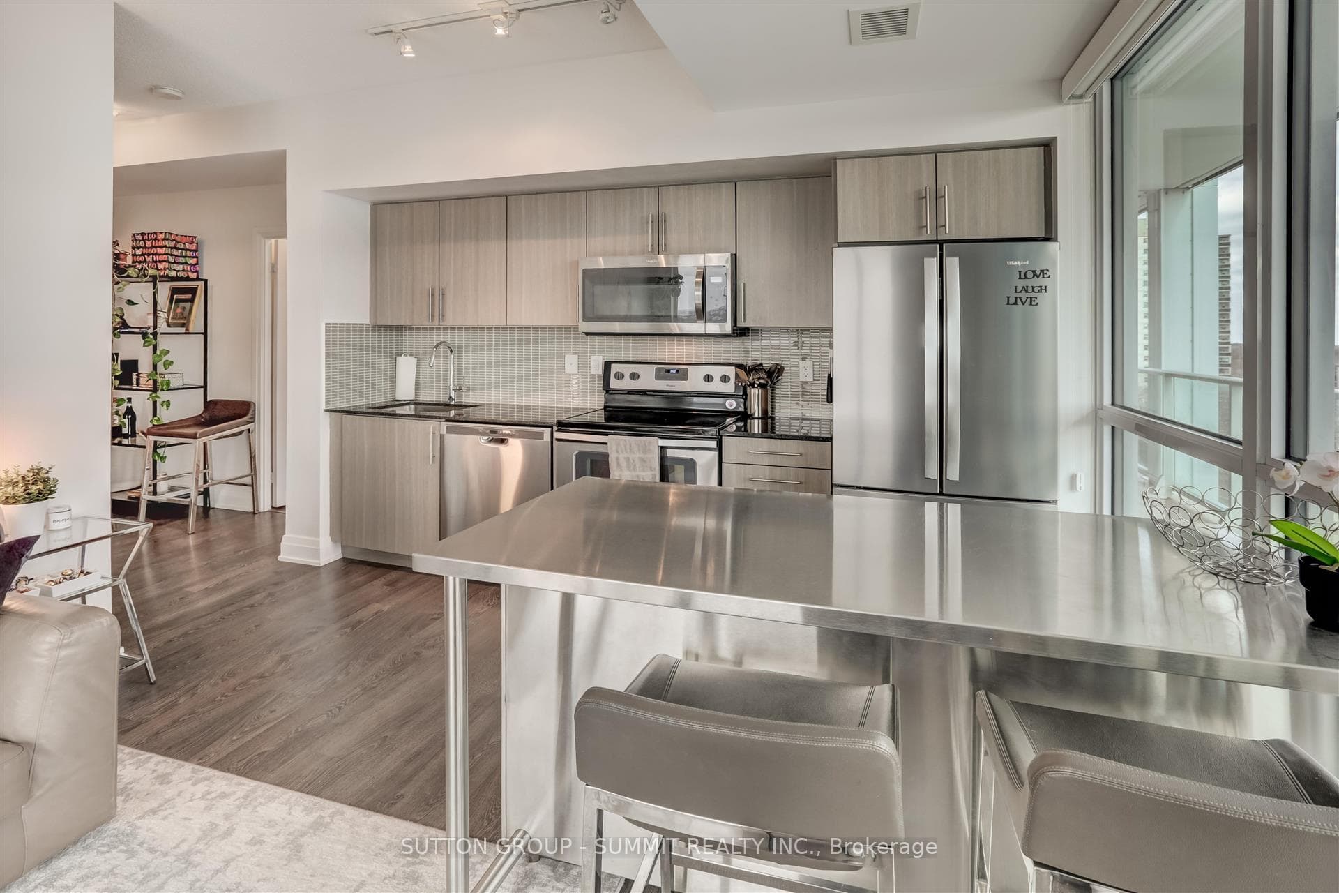 55 SPEERS Road Unit 709 photo 4