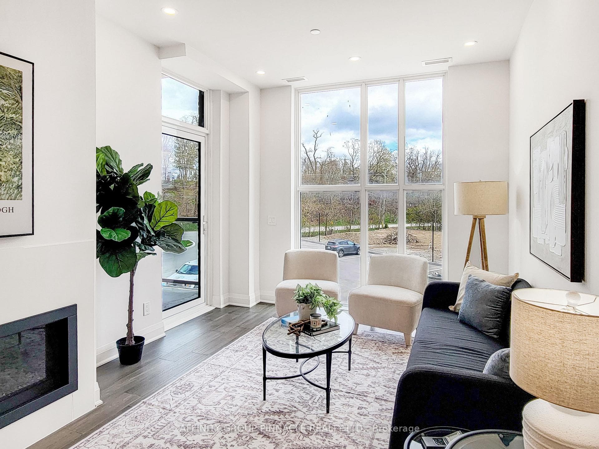 99 Louisa Street Unit 201 photo 13