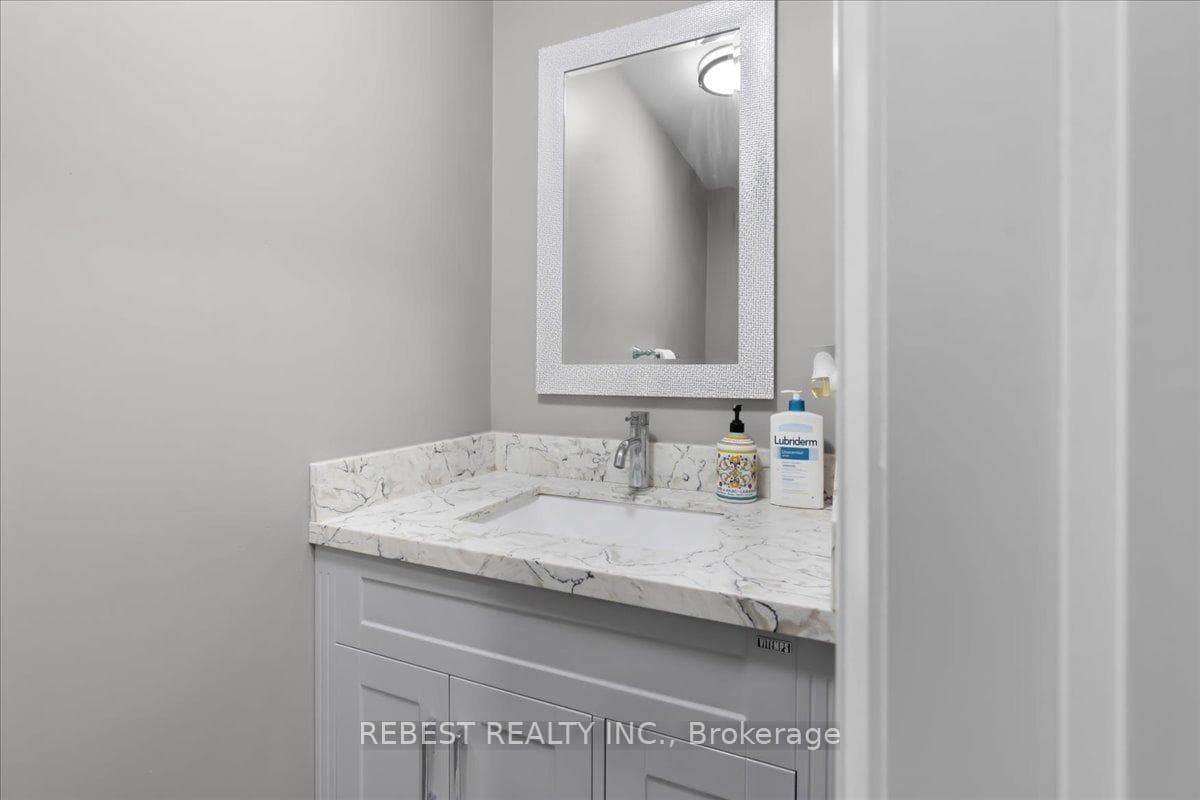 5090 Mississauga Road photo 21