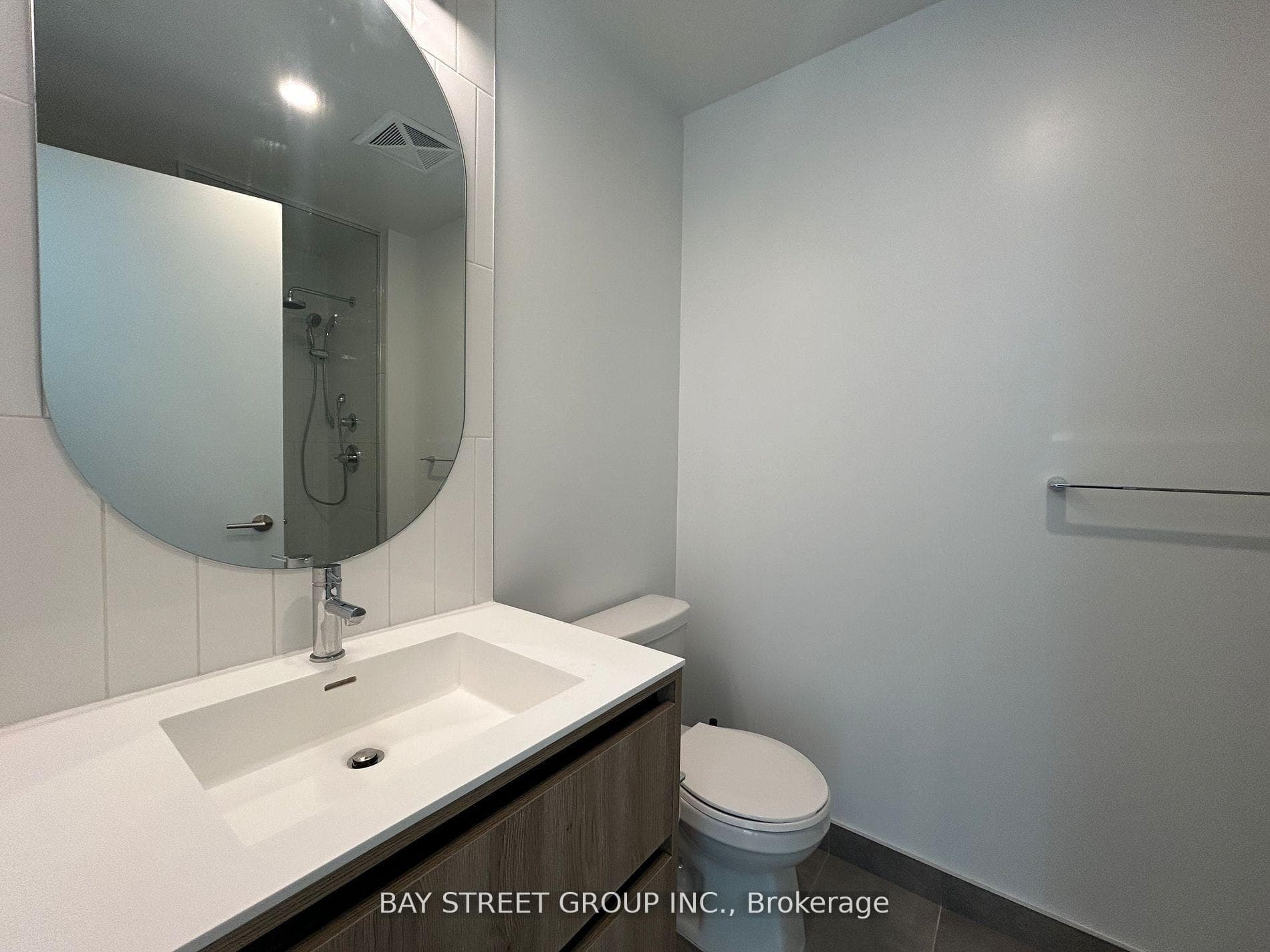 8 Beverley Glen Boulevard Unit 606 photo 13
