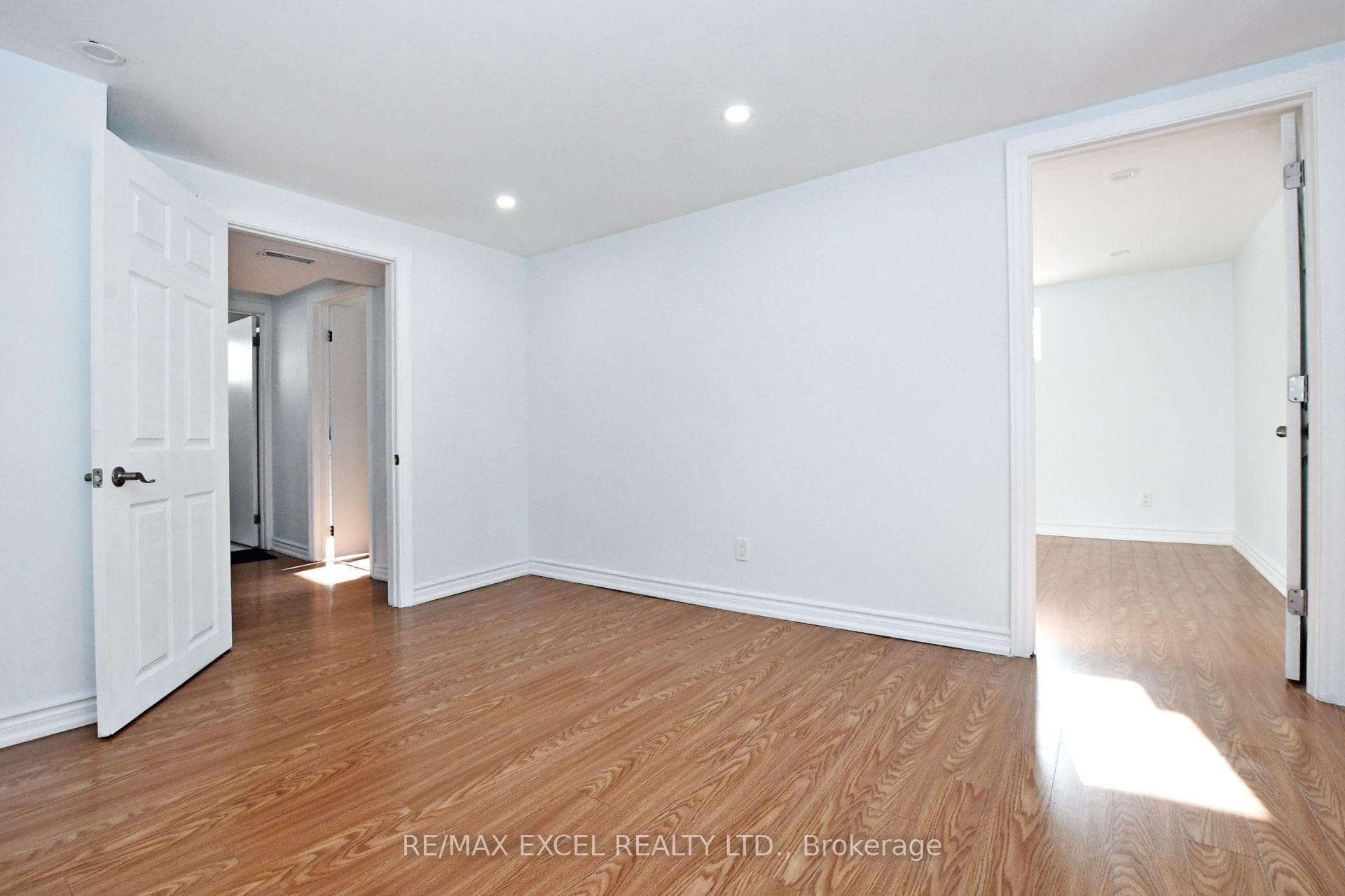 412 Balkan Road Unit Bsmt photo 22