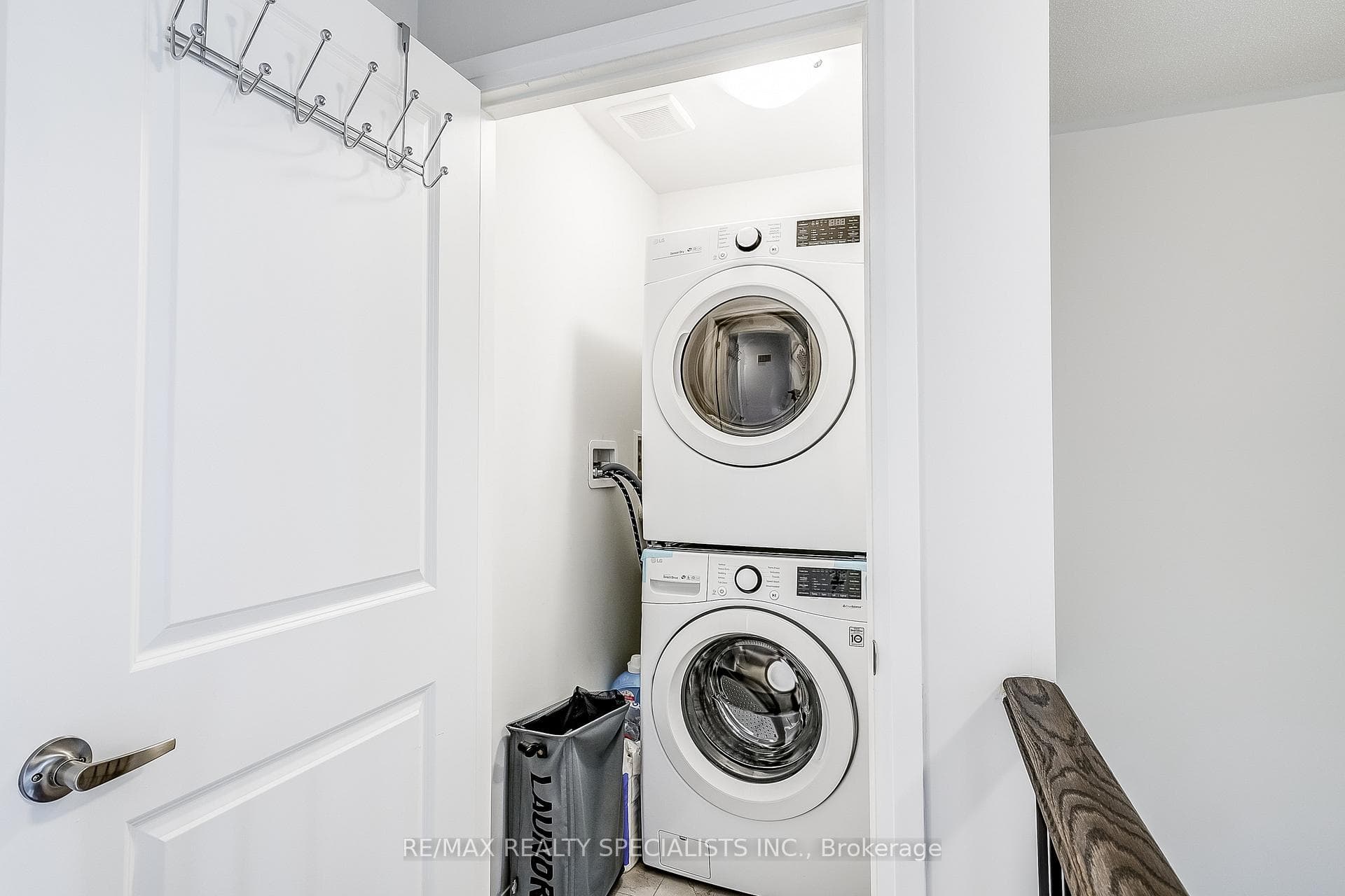 87 Landolfi Way photo 27