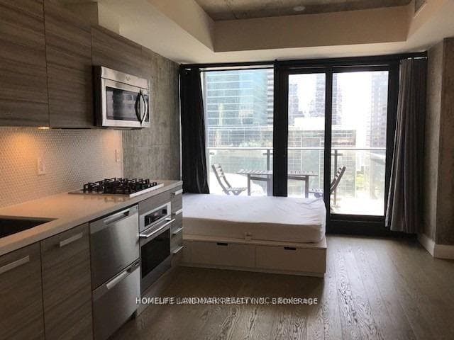 224 King Street Unit 1205 photo 3