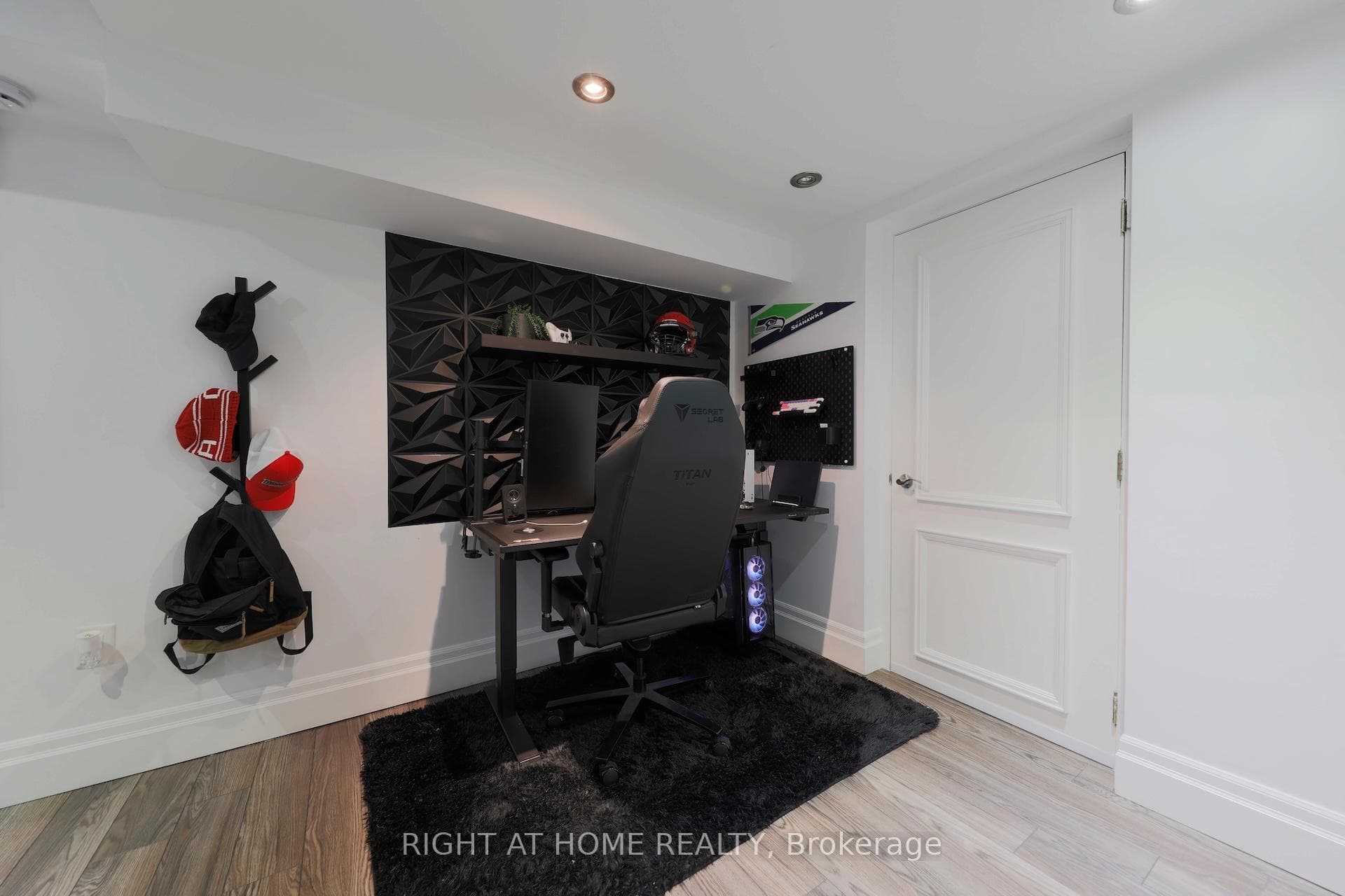 3342 Moses Way photo 32