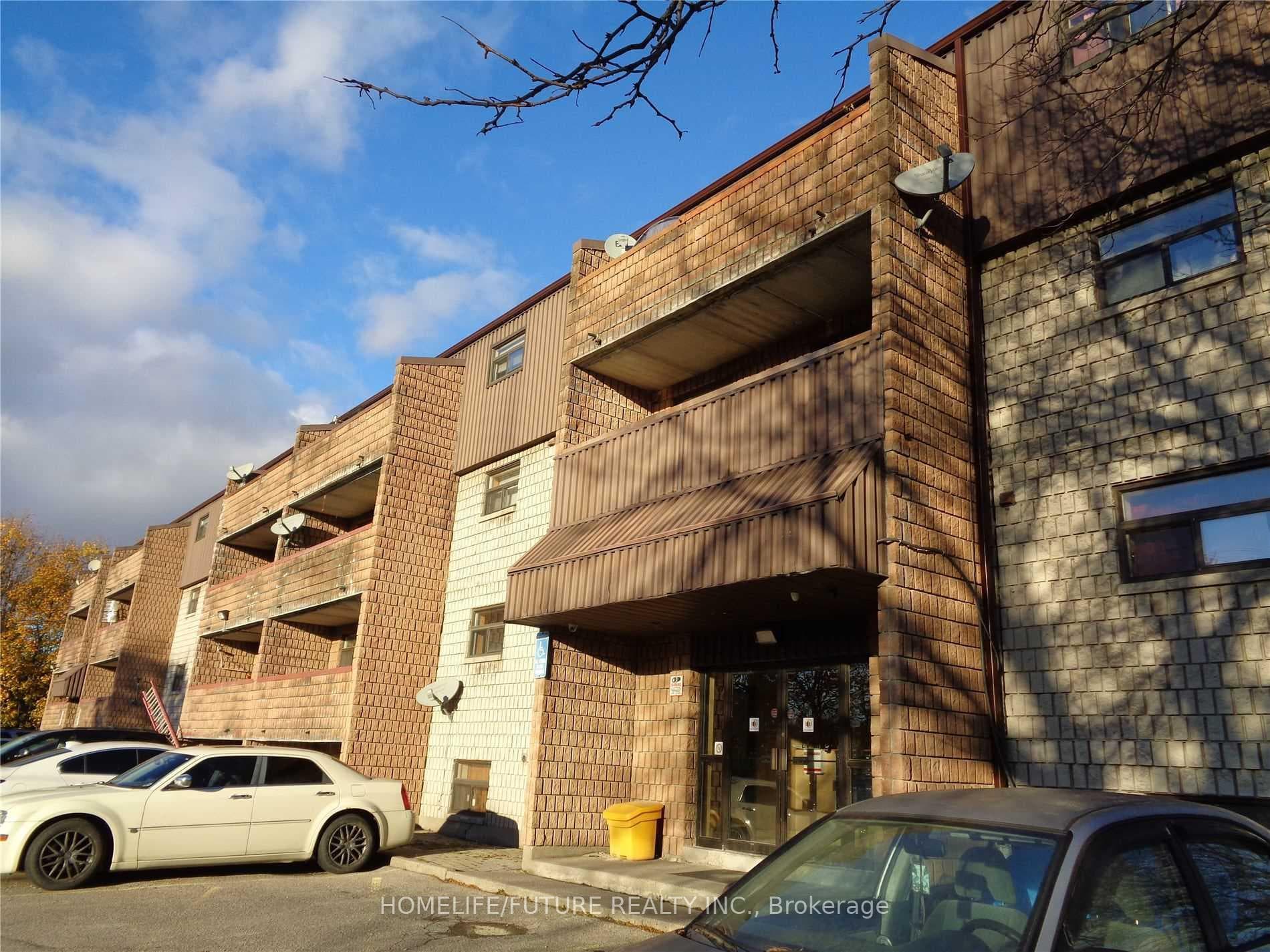 560 Bloor Street Unit 203 photo 1