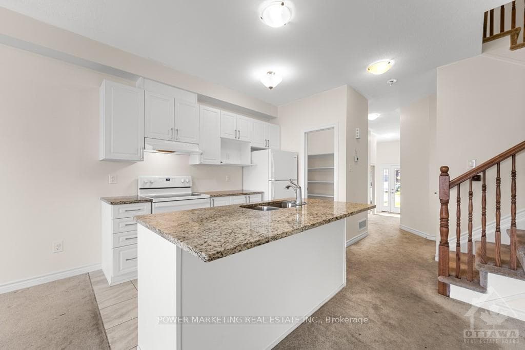 63 RALLIDALE Street photo 5