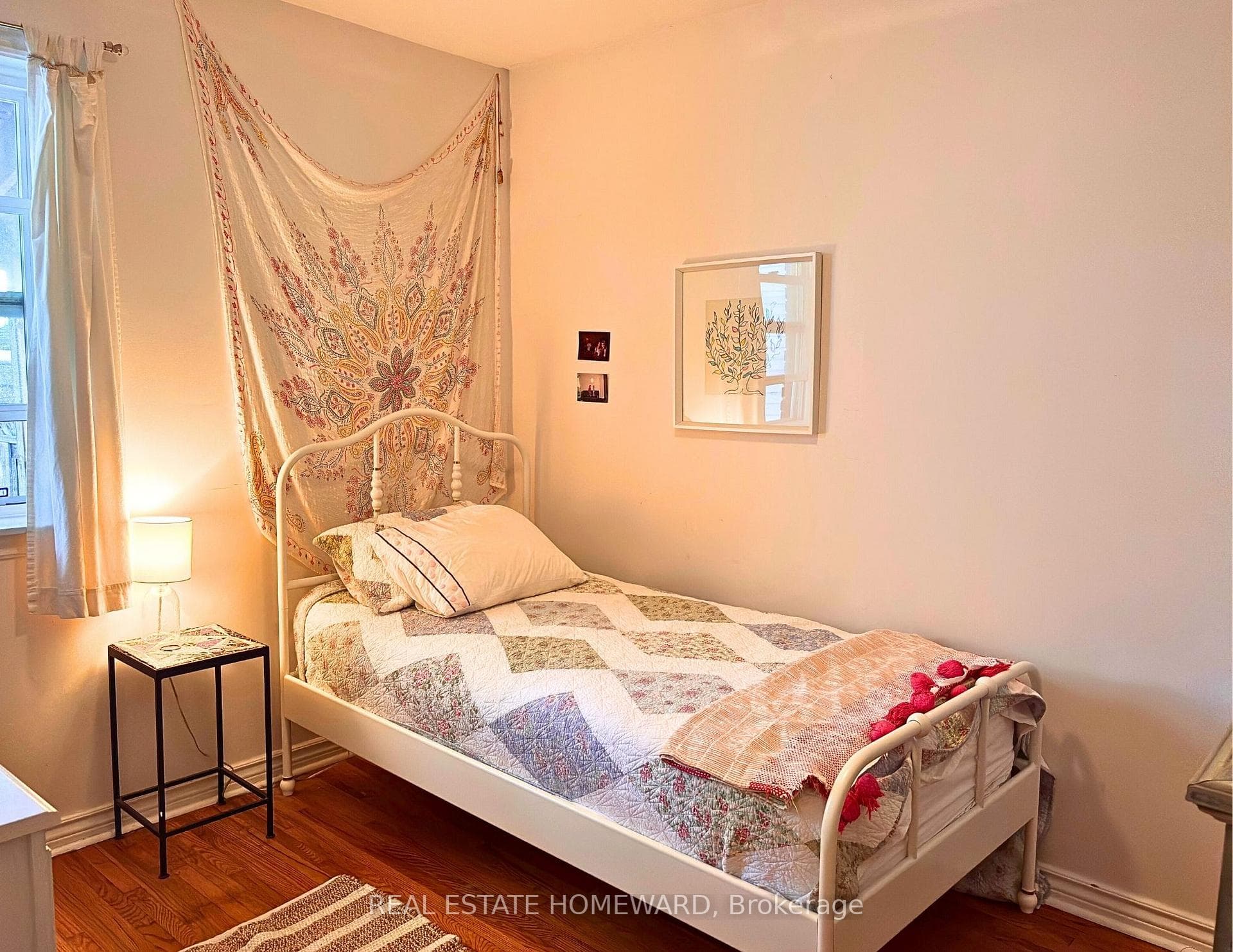 450 Scarborough Road Unit Upper photo 12