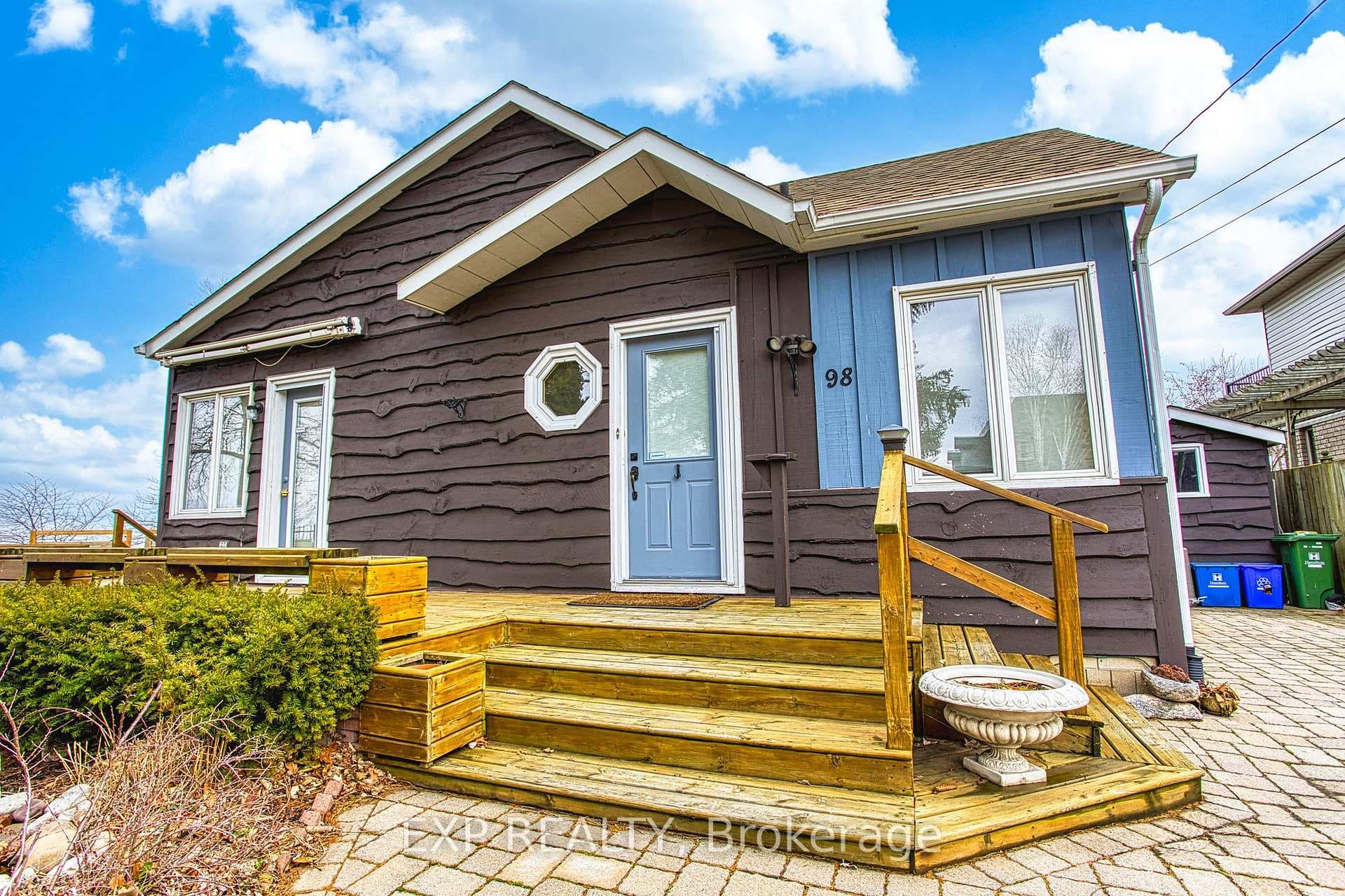 98 Creanona Boulevard photo 4