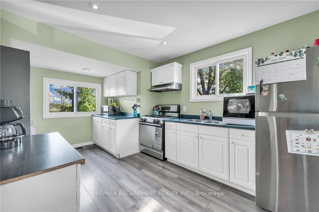 14 Talbot Lane photo 13