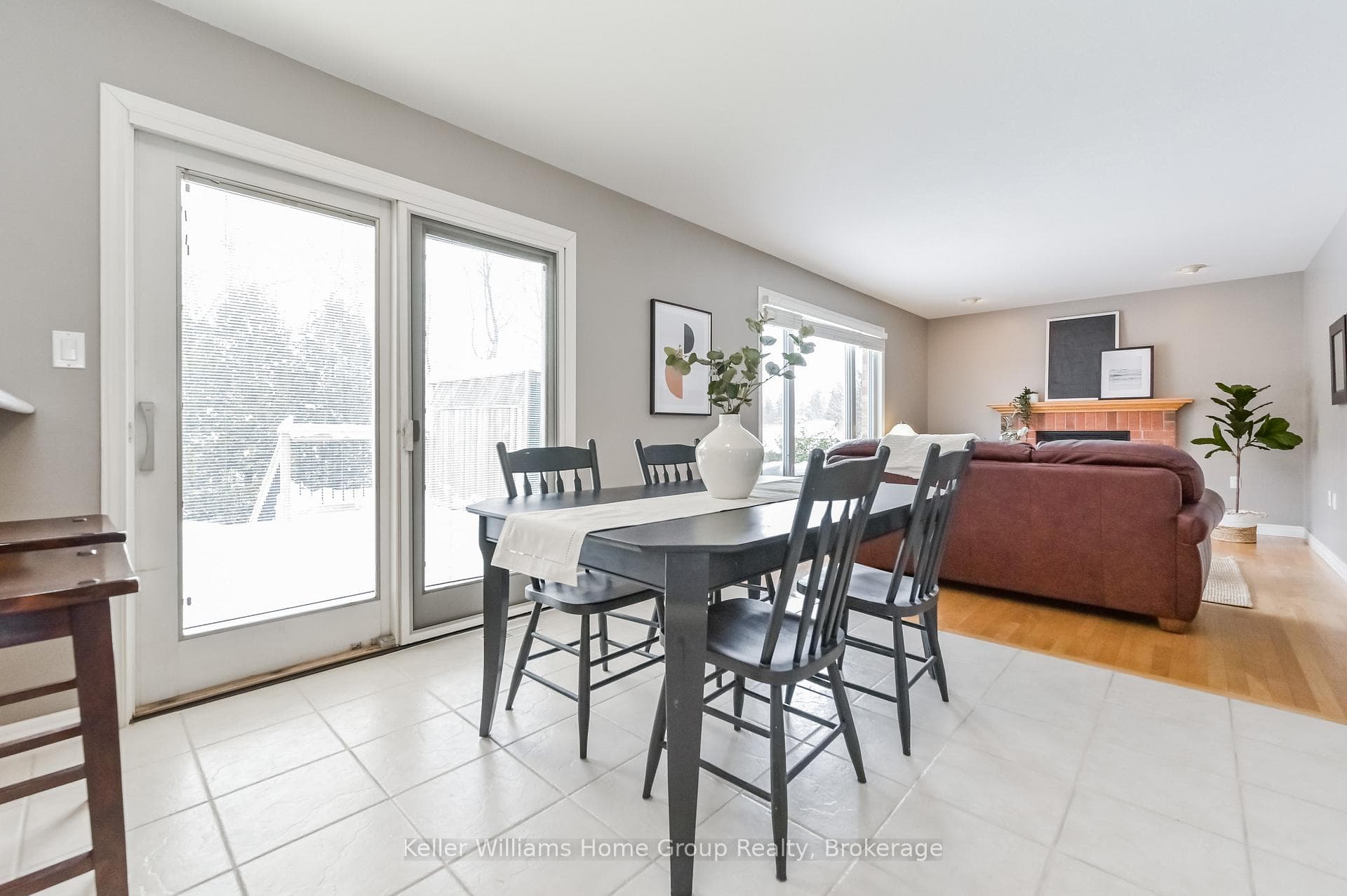 101 Thomas Boulevard photo 11