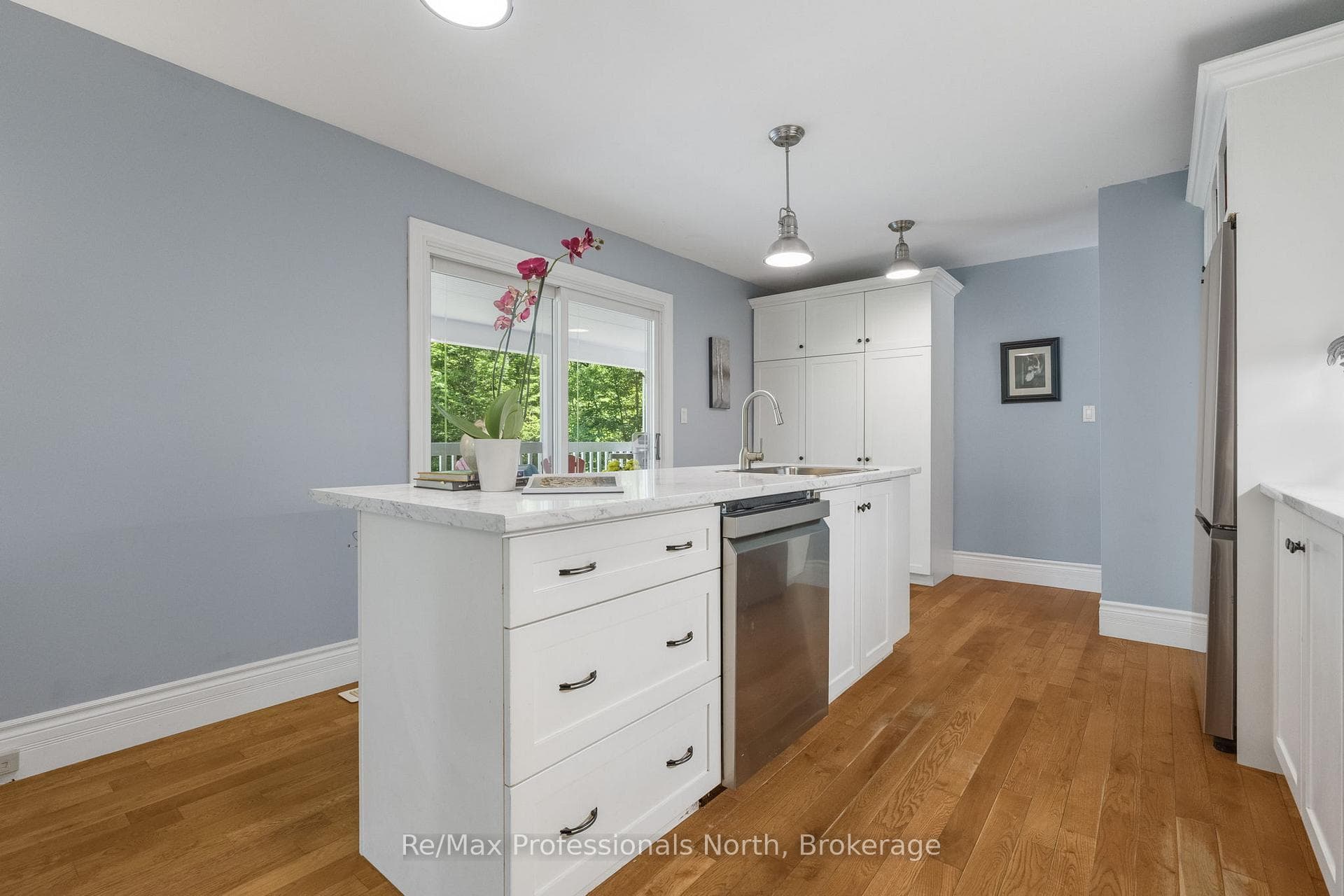 1032 Bradley Road photo 12