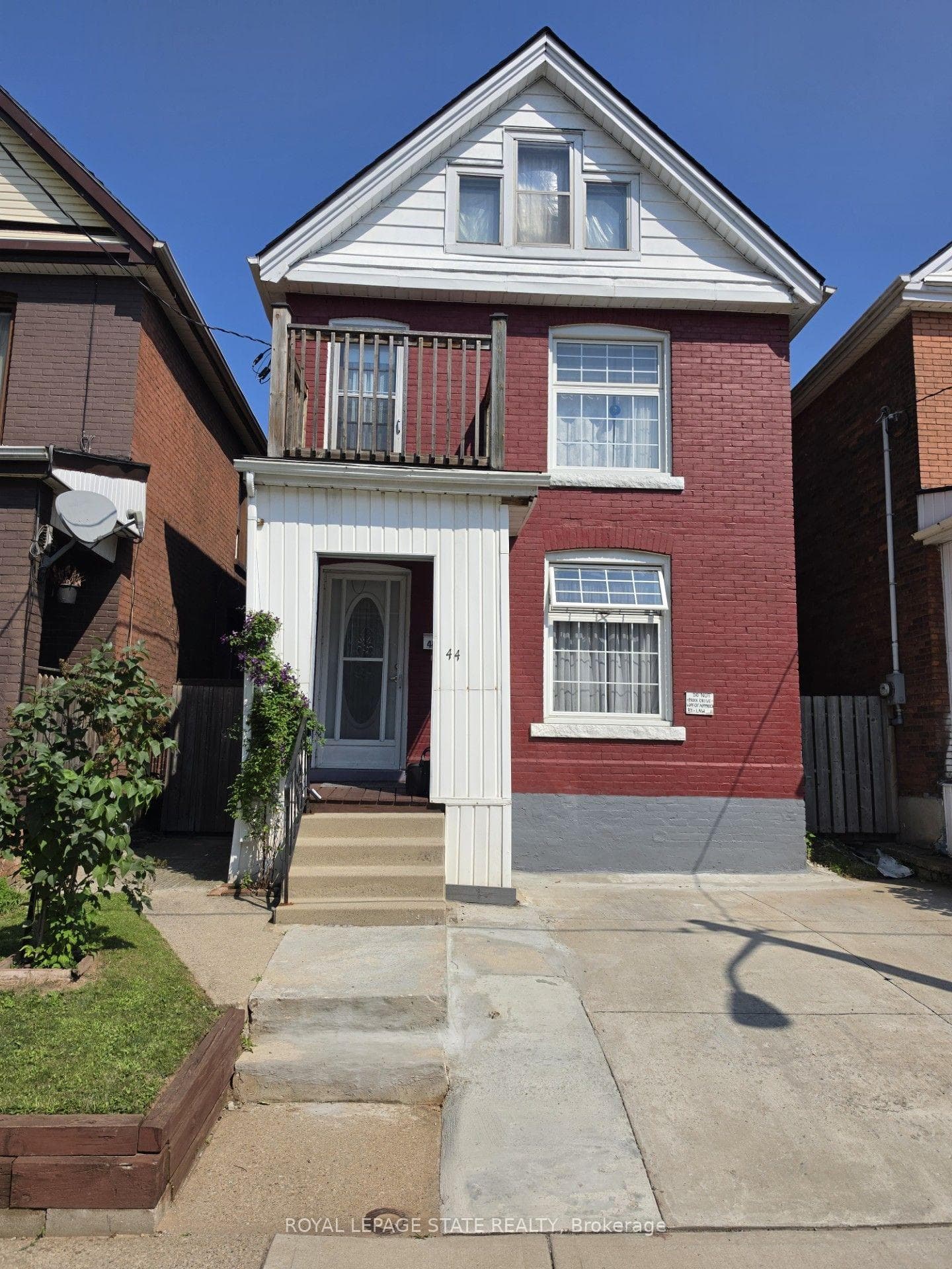 44 Arthur Avenue photo 1