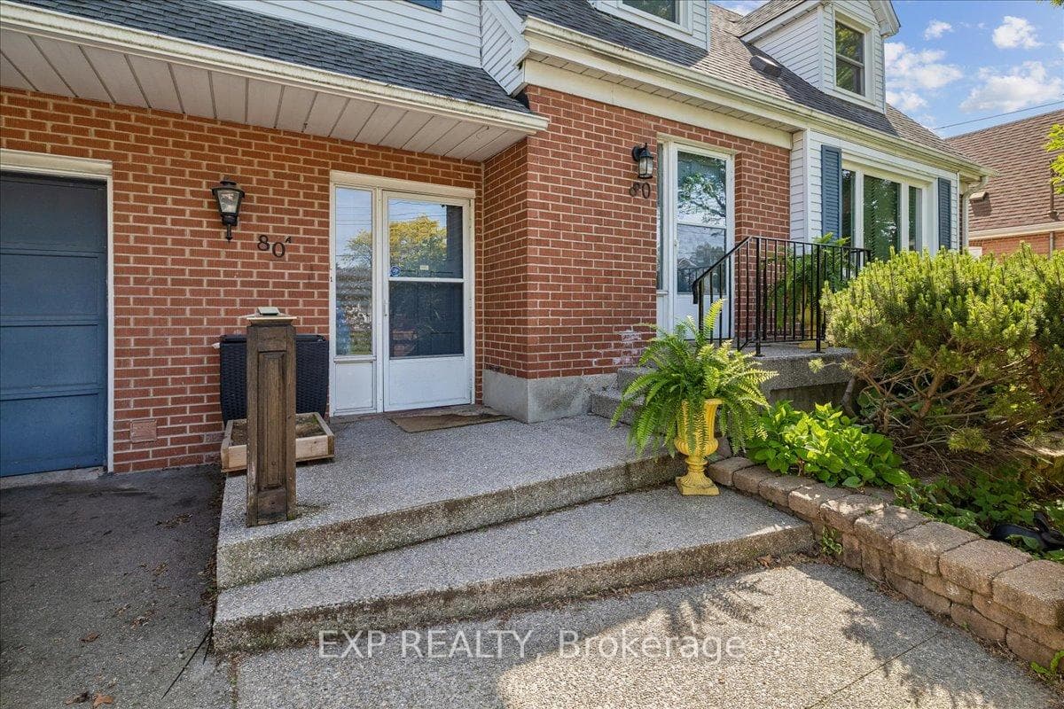 80 Maclennan Avenue photo 3