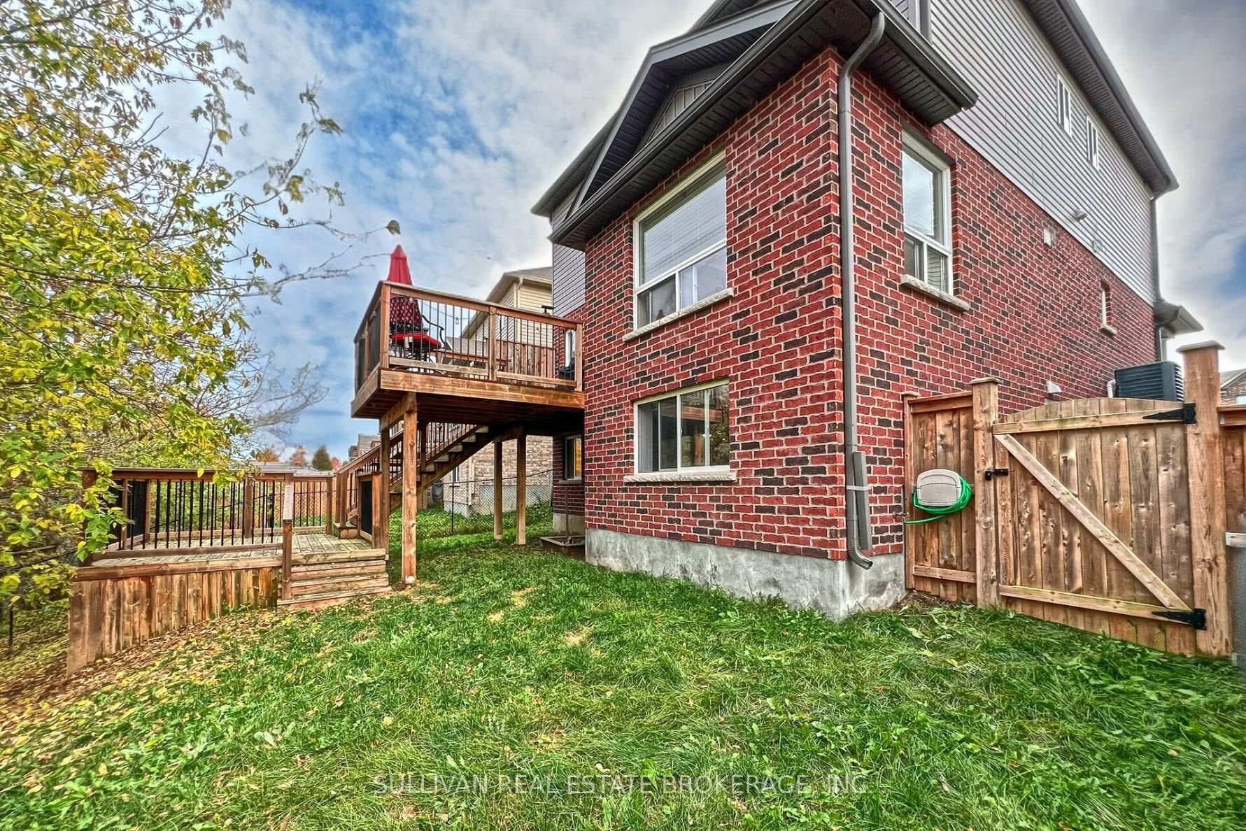 262 Vincent Drive photo 32