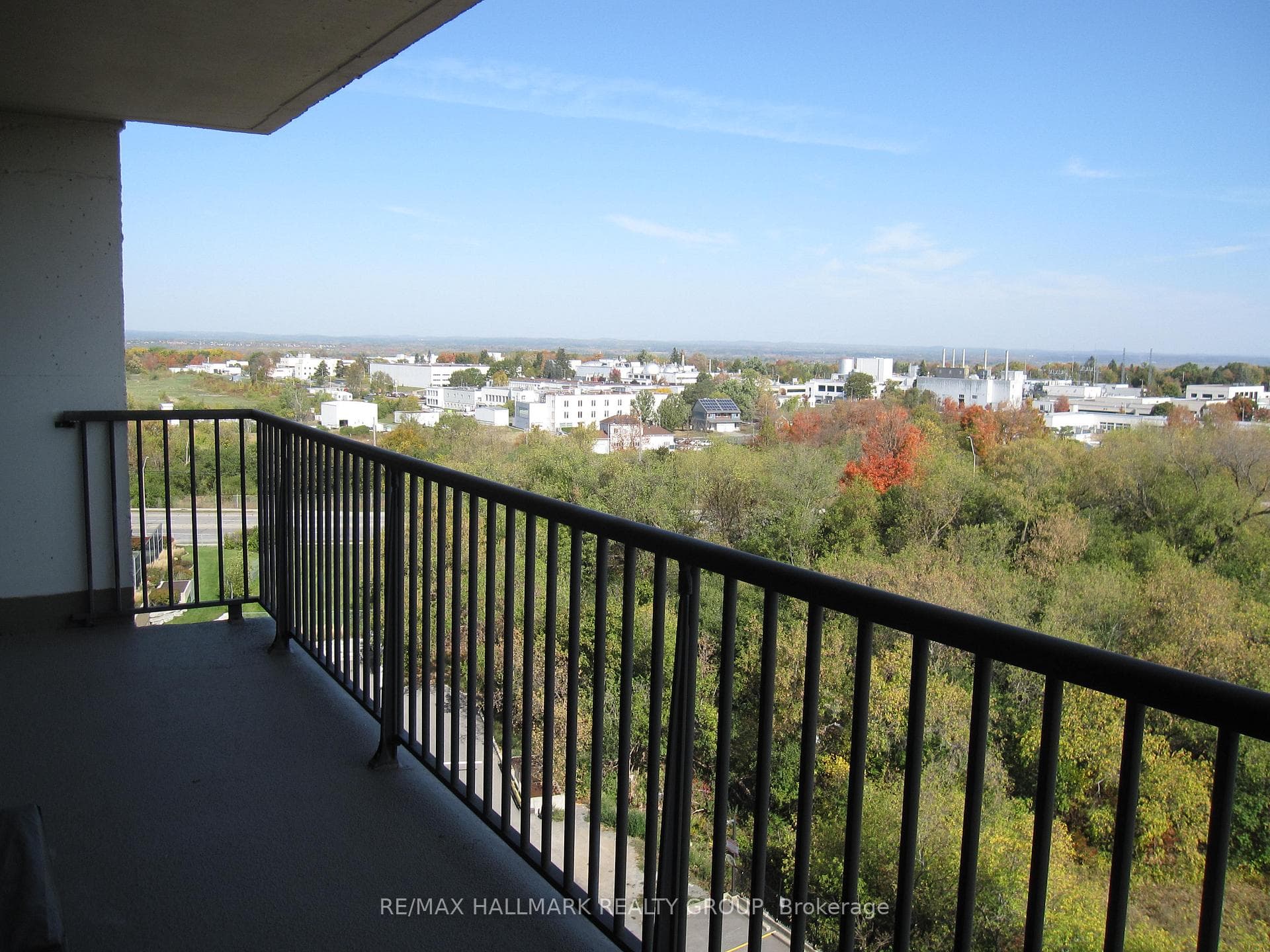 665 Bathgate Drive Unit 1007 photo 15