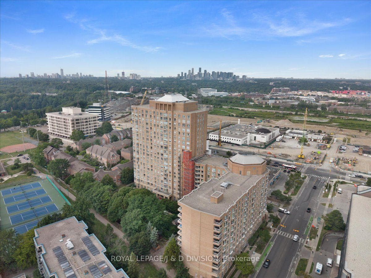 21 Overlea Boulevard Unit 1306 photo 36