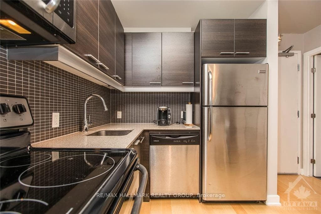349 MCLEOD Street Unit 632 photo 3