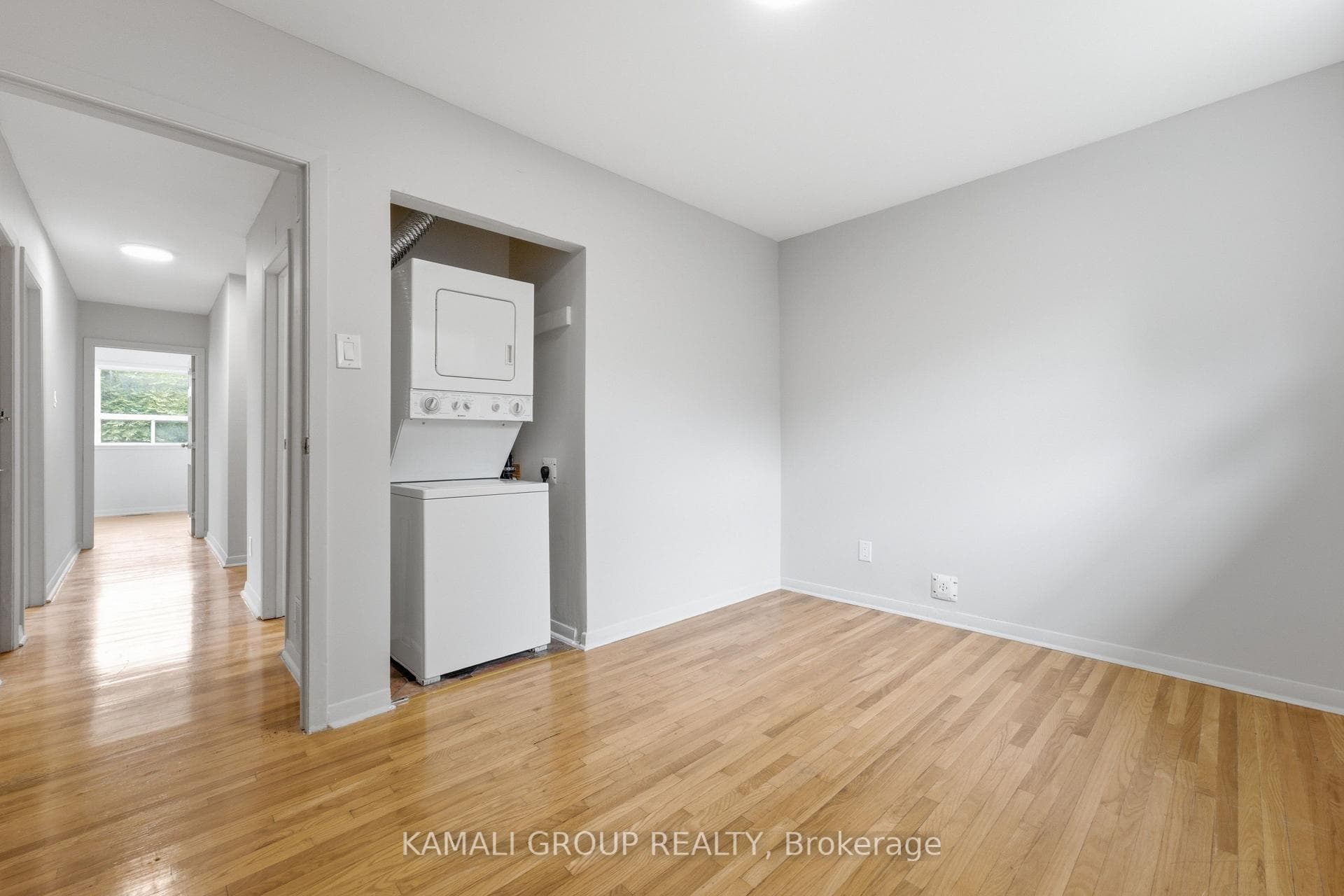 2nd Level Washer & Dryer