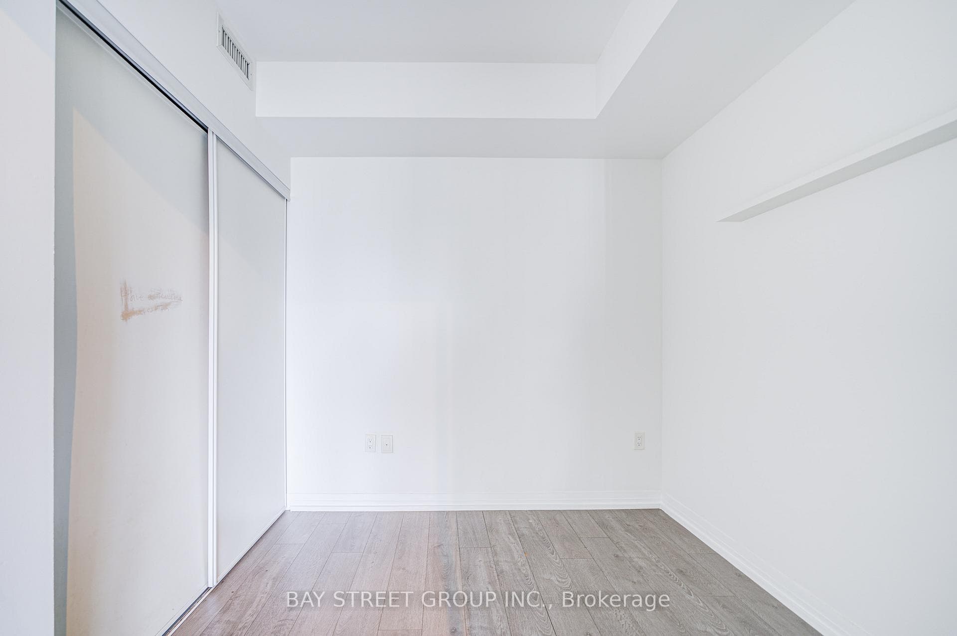 251 Jarvis Street Unit 1218 photo 29