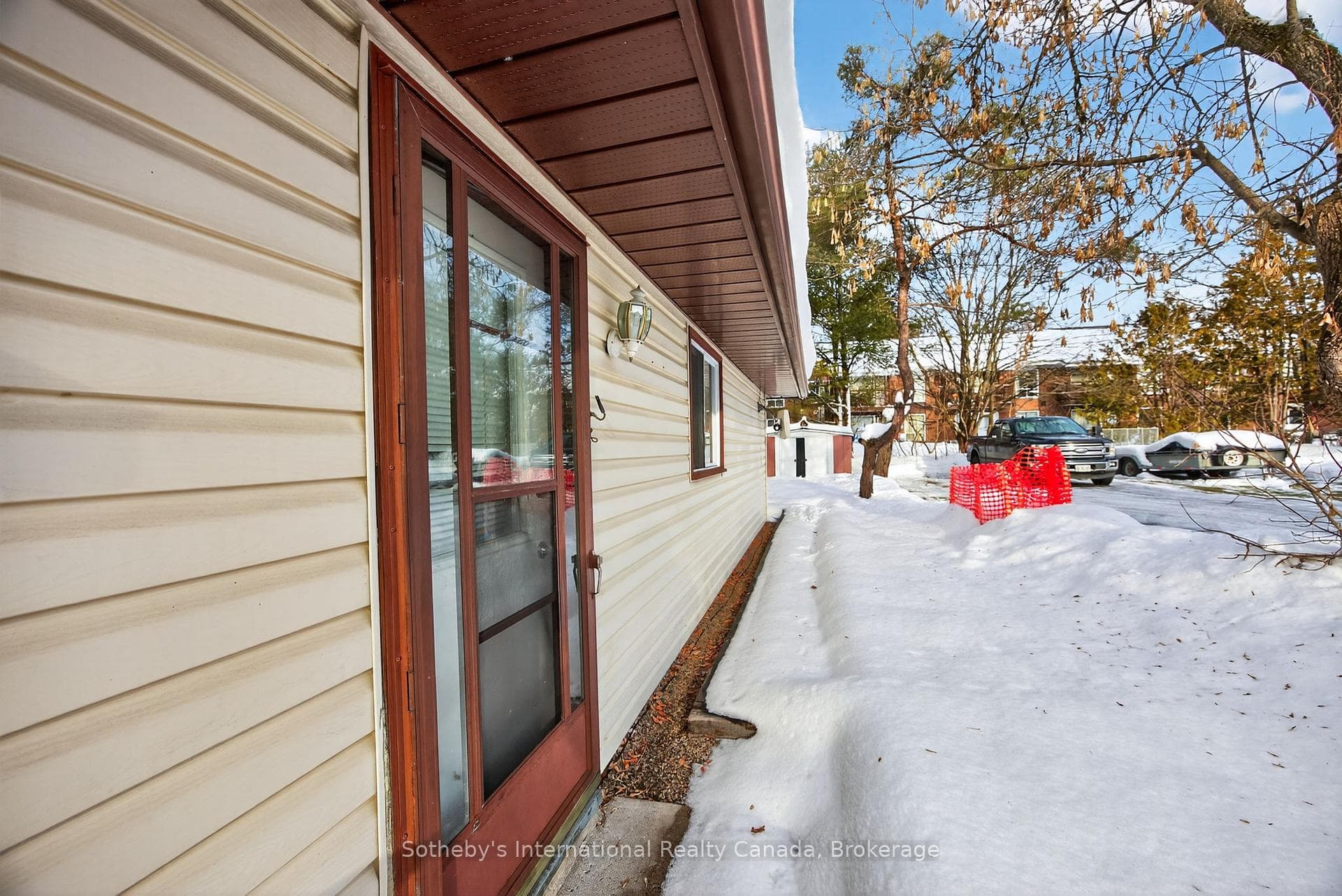 125 Taylor Road photo 32