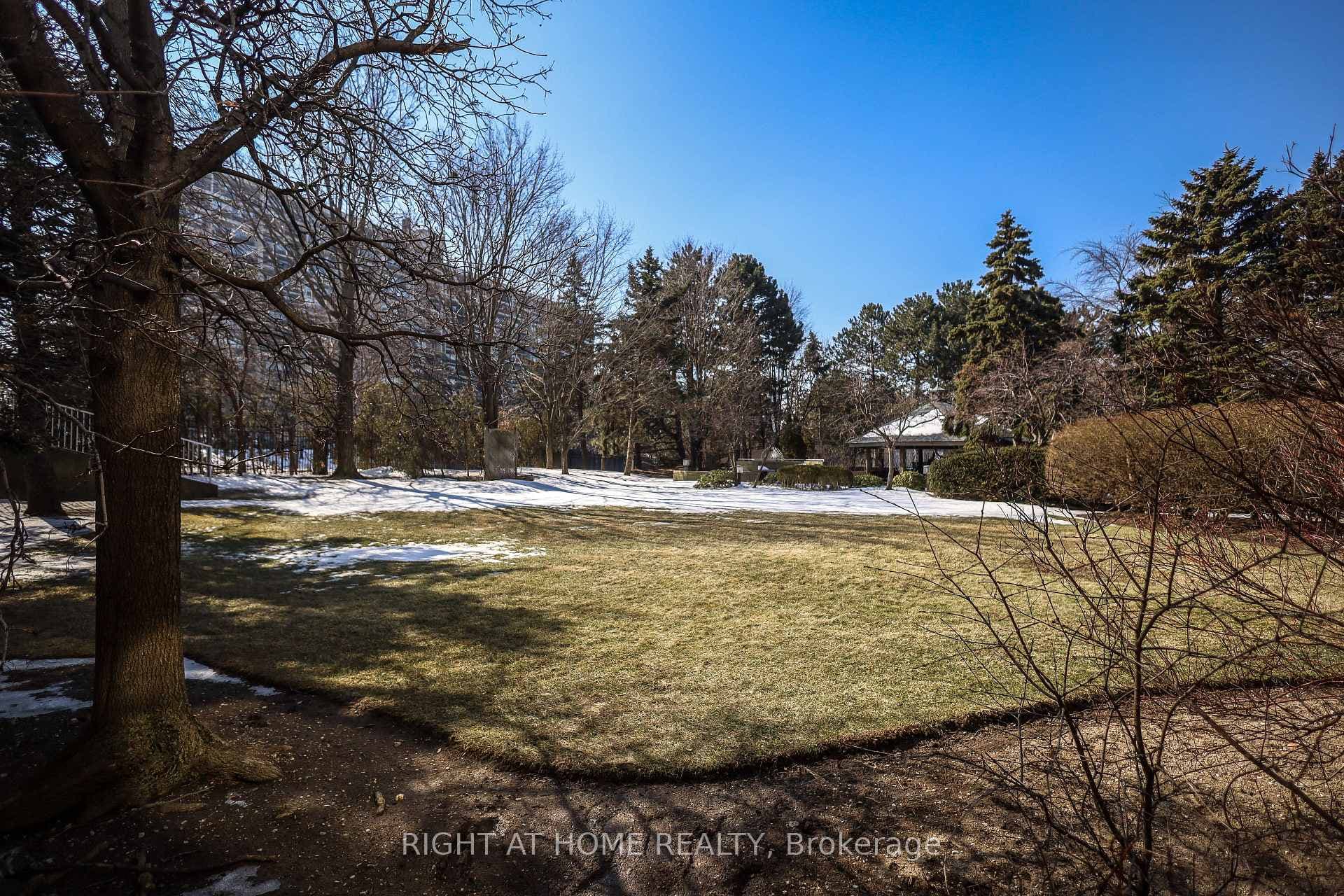 10 Torresdale Avenue Unit 1605 photo 45