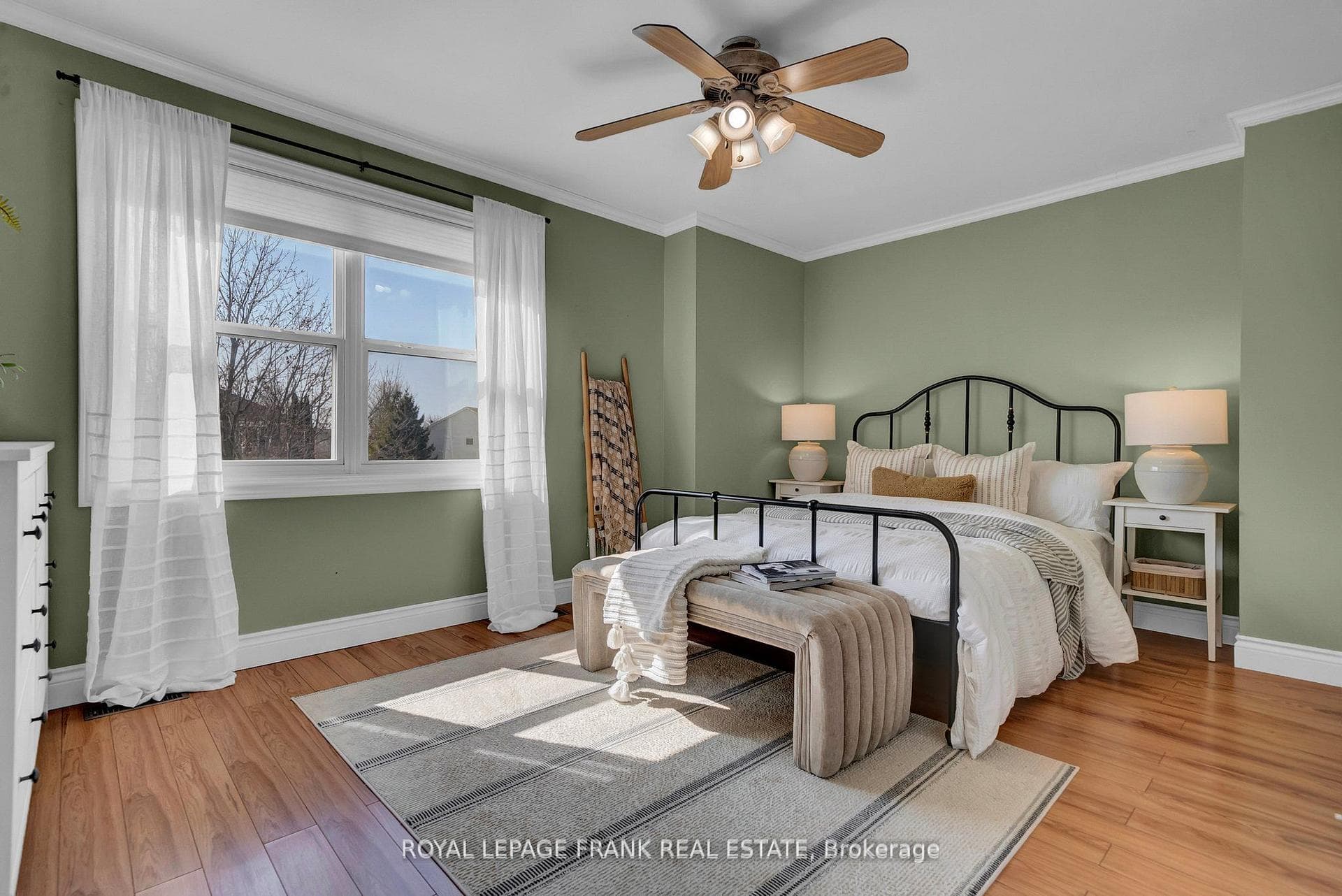 49 Hearthstone Crescent photo 13