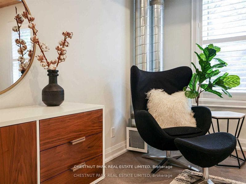 14 Allen Avenue photo 16