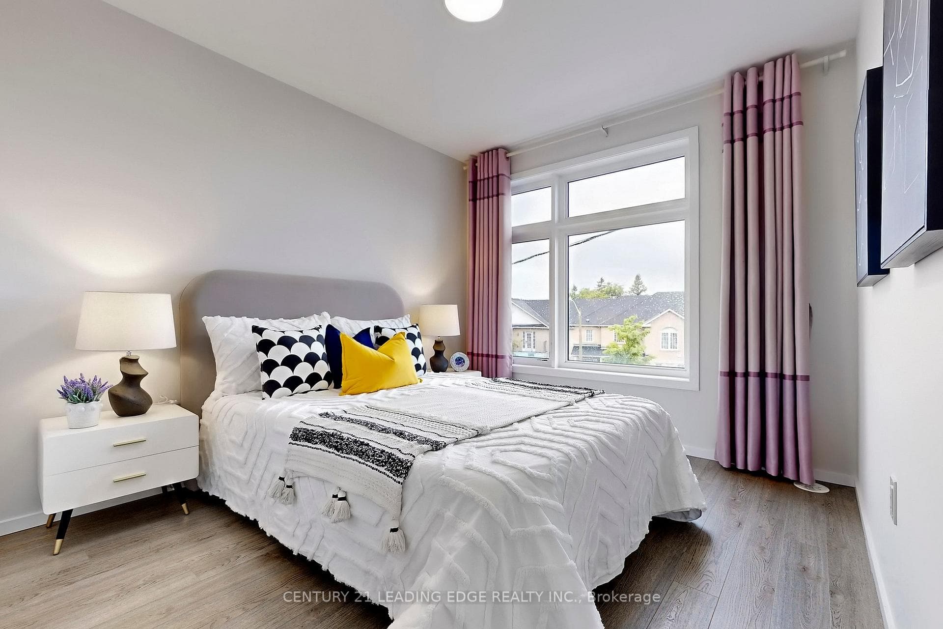 26 JAMES NOBLE Lane photo 38