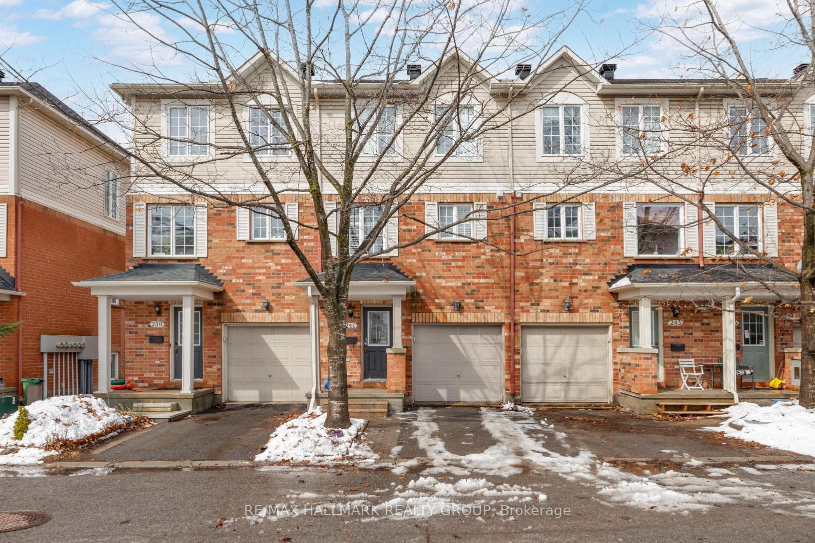 90 Edenvale Drive Unit 241 photo 1