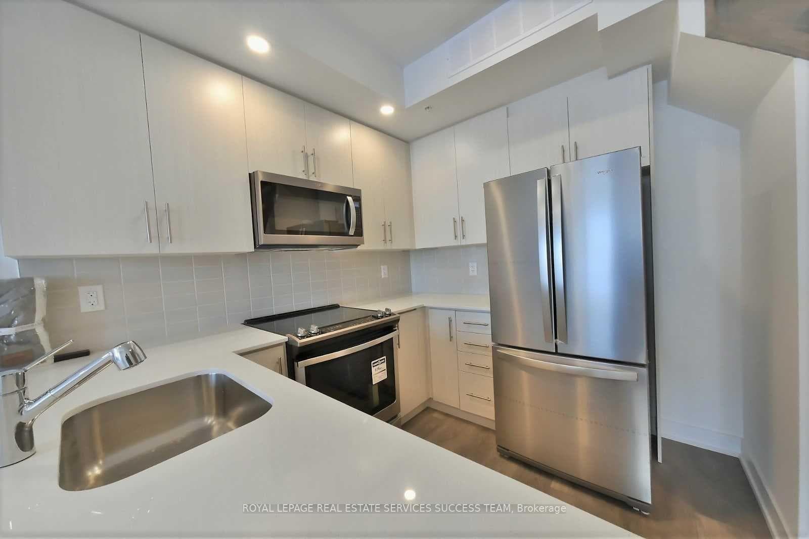 3473 Widdicombe Way Unit 24 photo 8