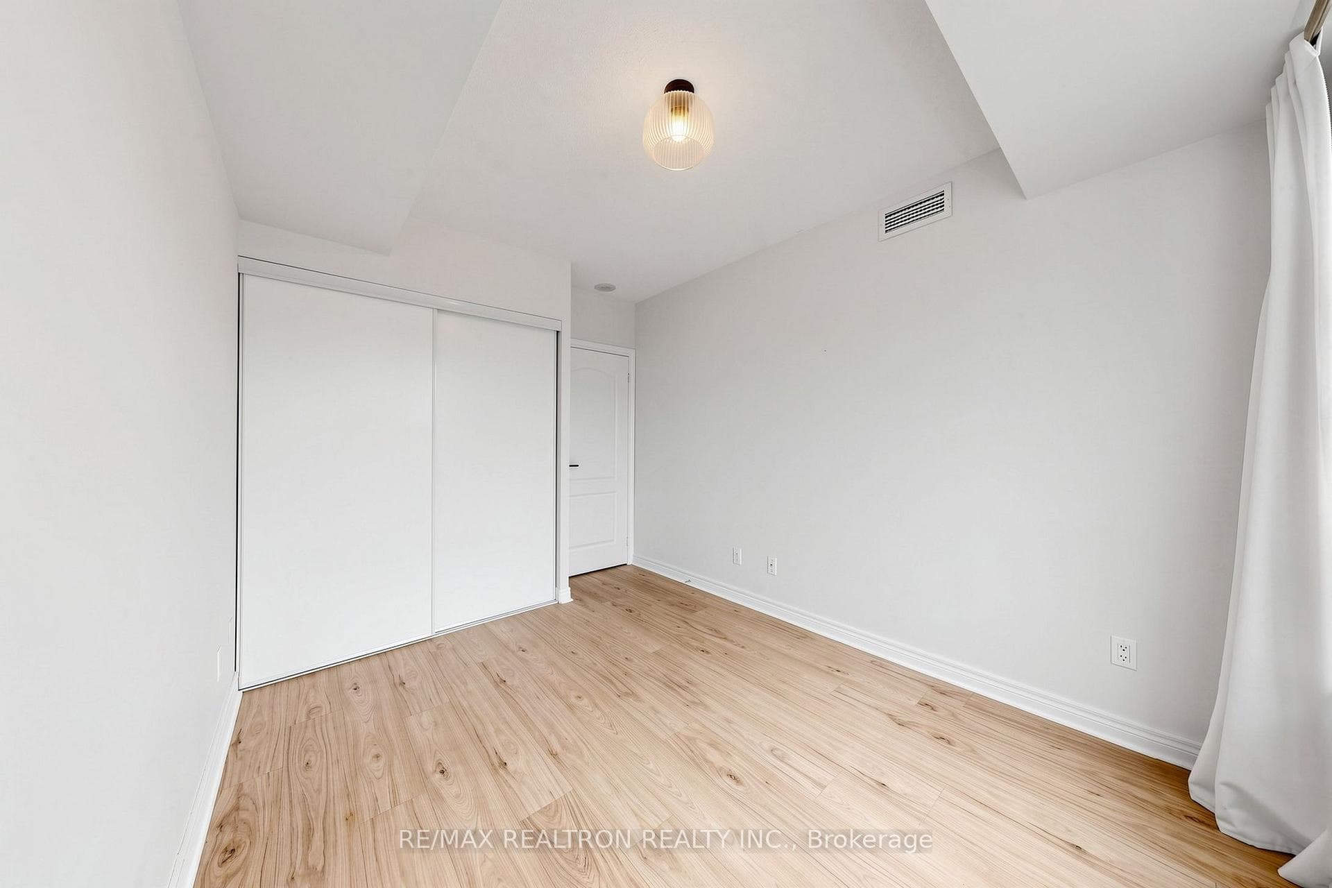 100 Promenade Circle Unit 205 photo 21