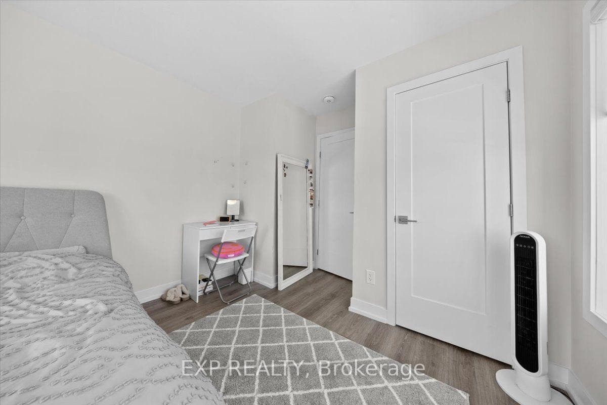 293 Anyolite Private photo 26