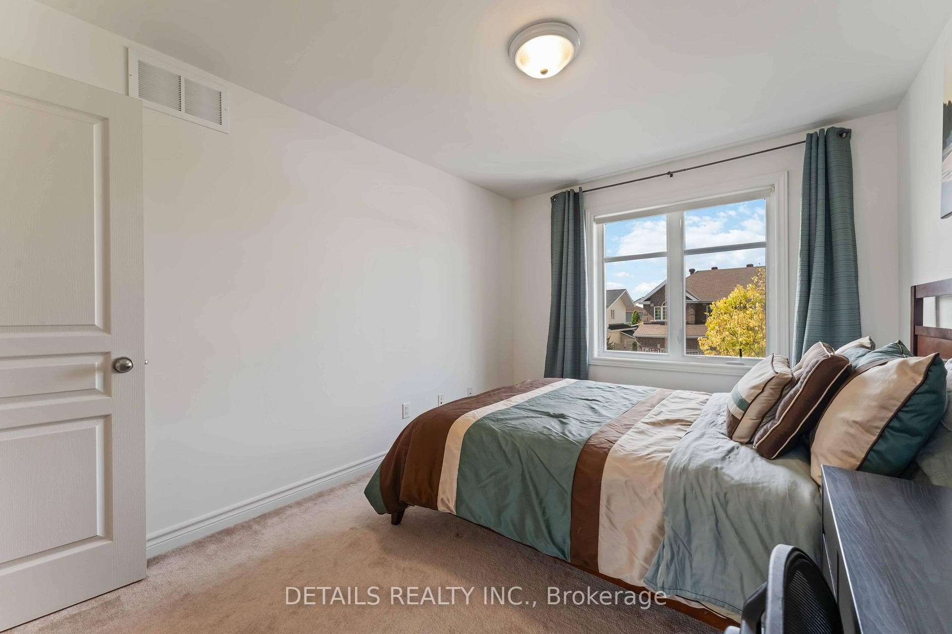 258 Stedman Street photo 33