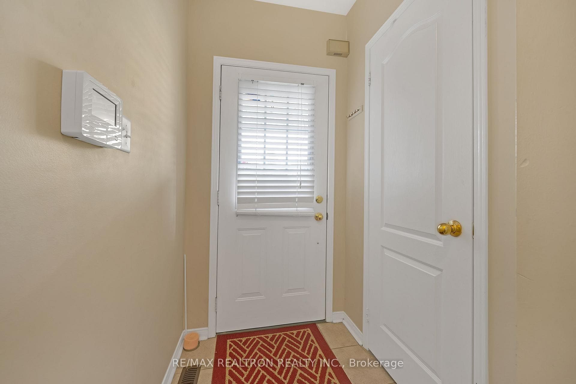 85 Sweetriver Boulevard photo 6