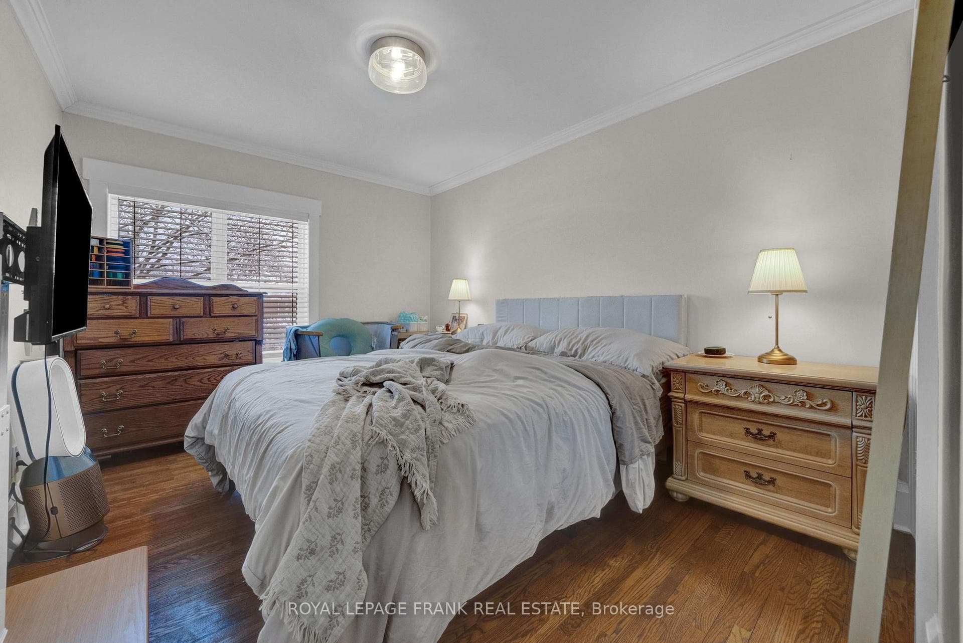 86 Roxborough Avenue photo 24