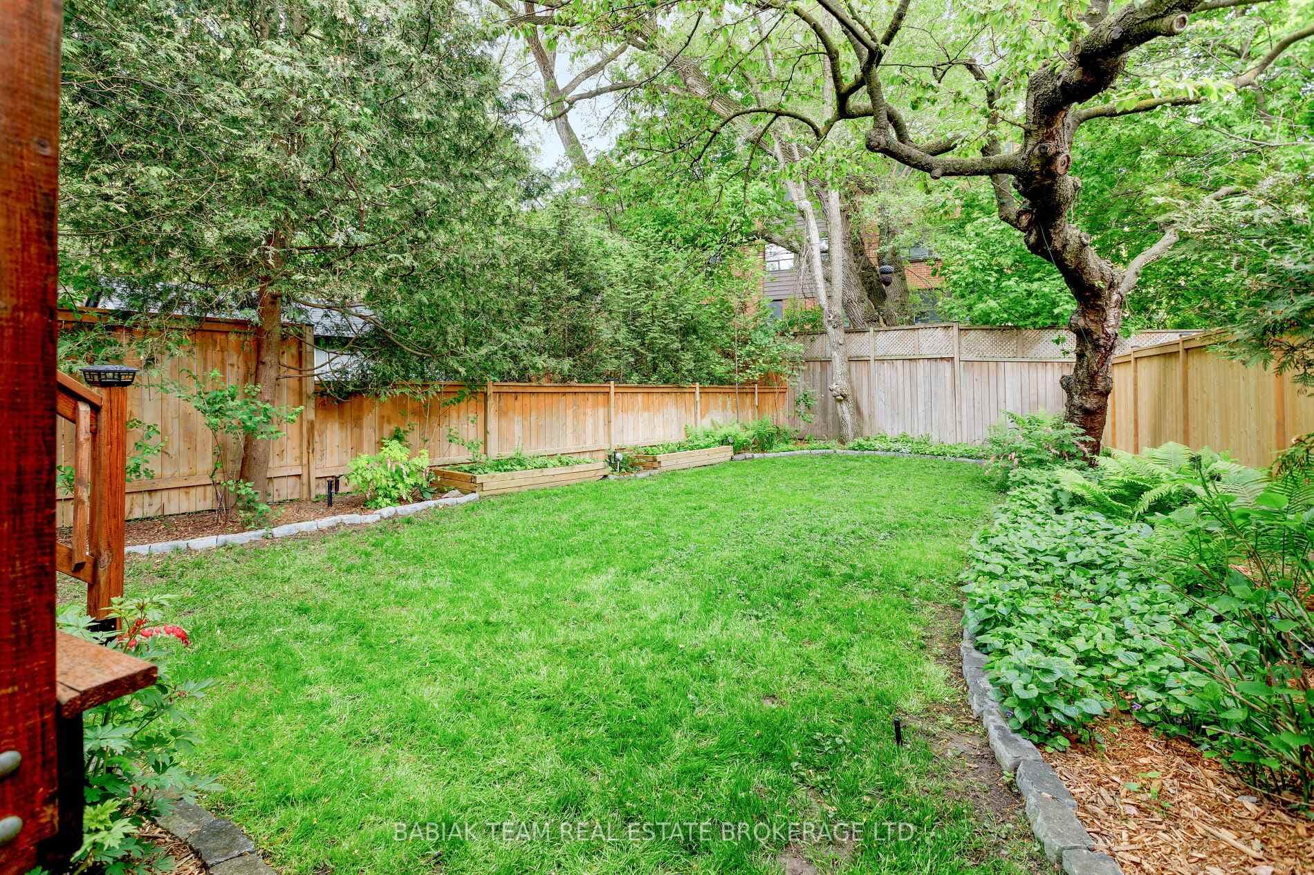 28 Coe Hill Drive photo 35