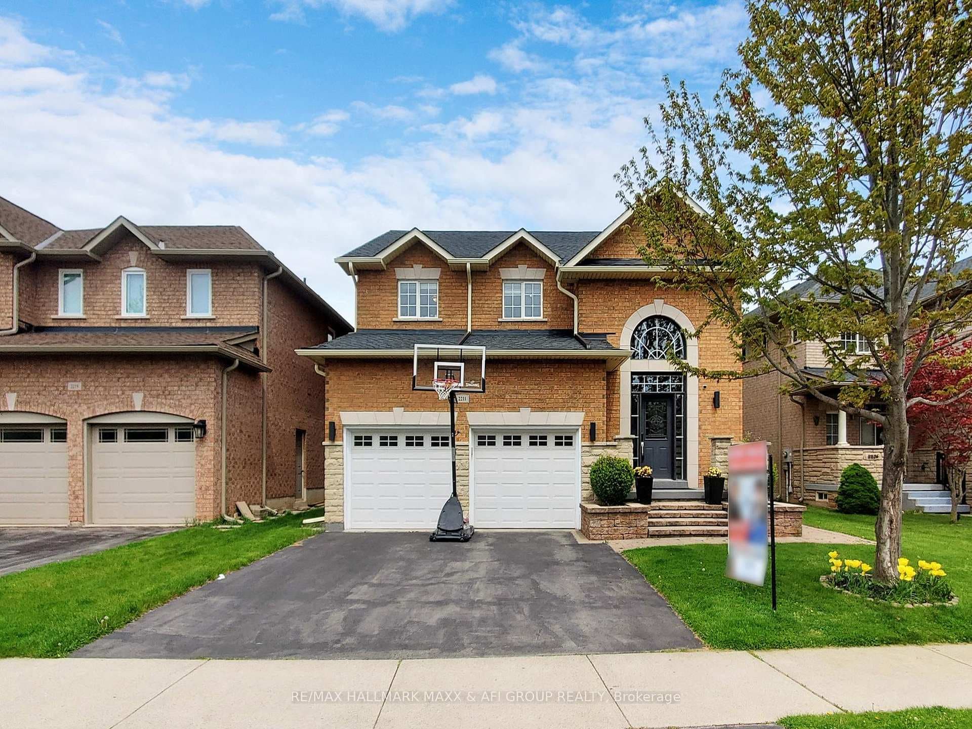 2211 Stratus Drive photo 1