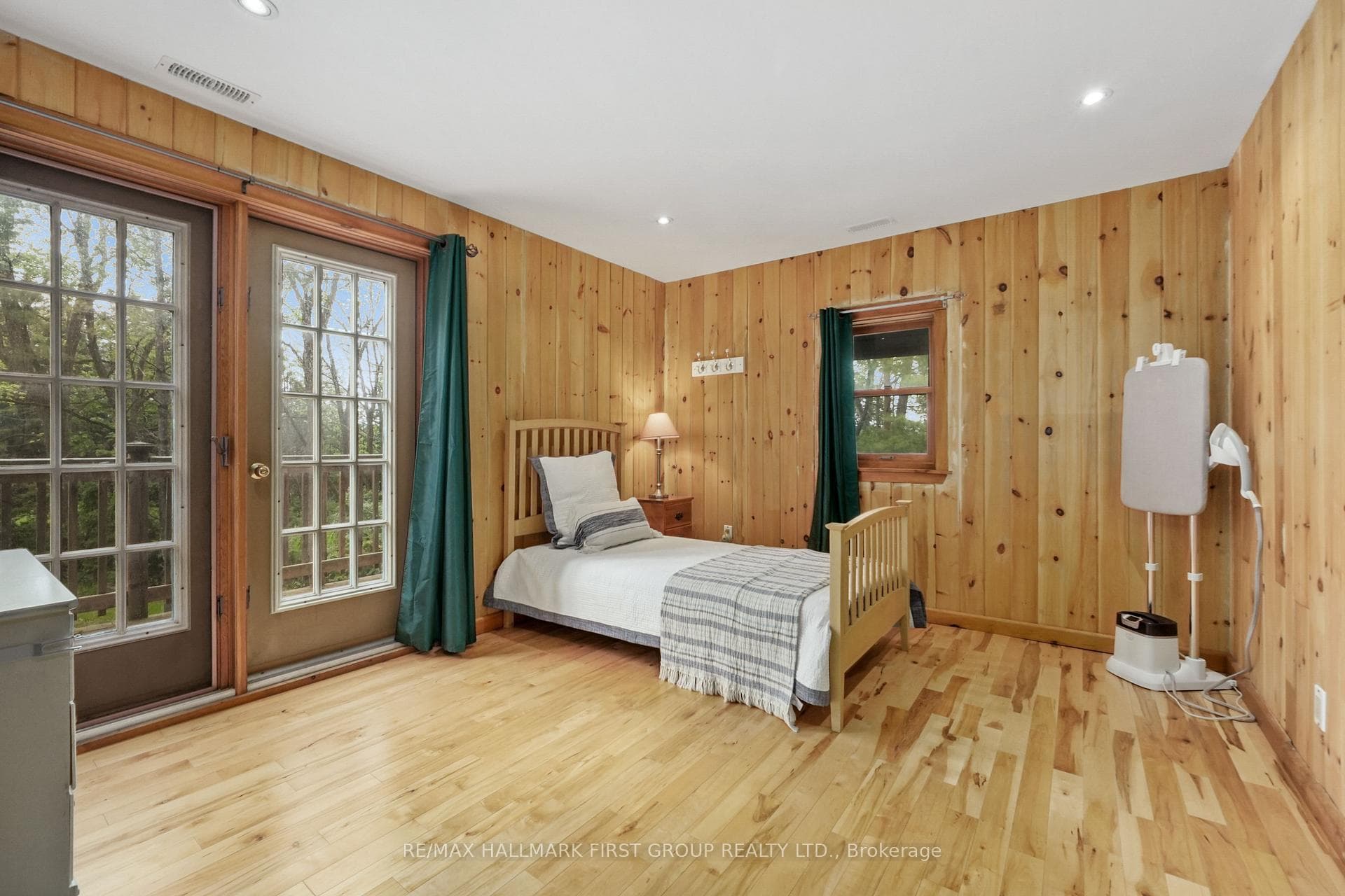 8620 Lander Road photo 32