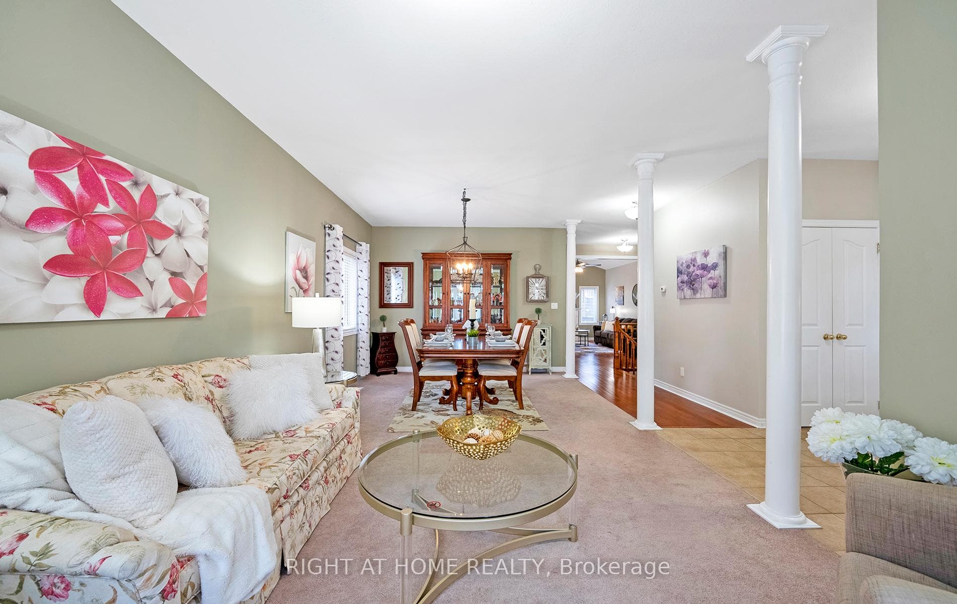 35 Sadler Crescent photo 14