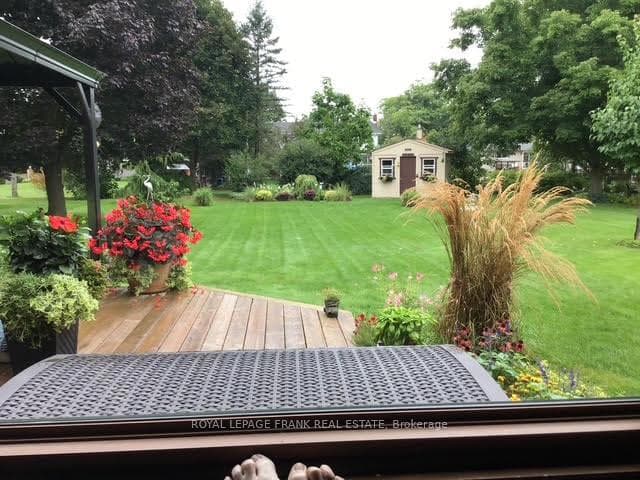 832 Parkhill Road photo 39