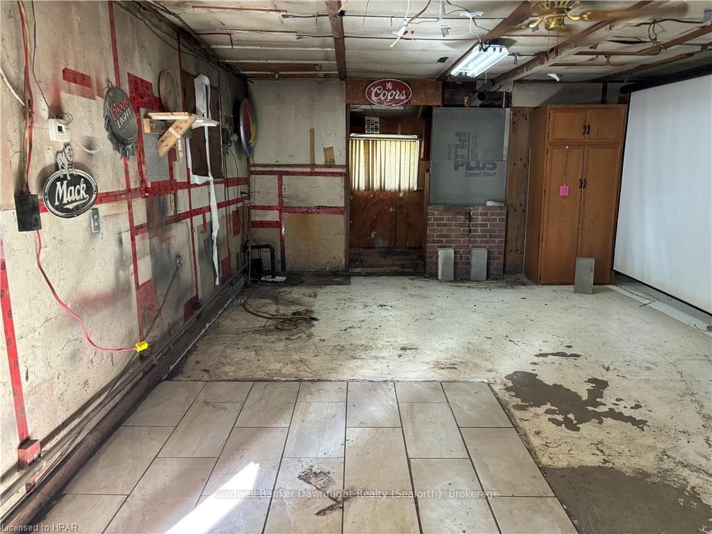 130 RICHMOND Street photo 24