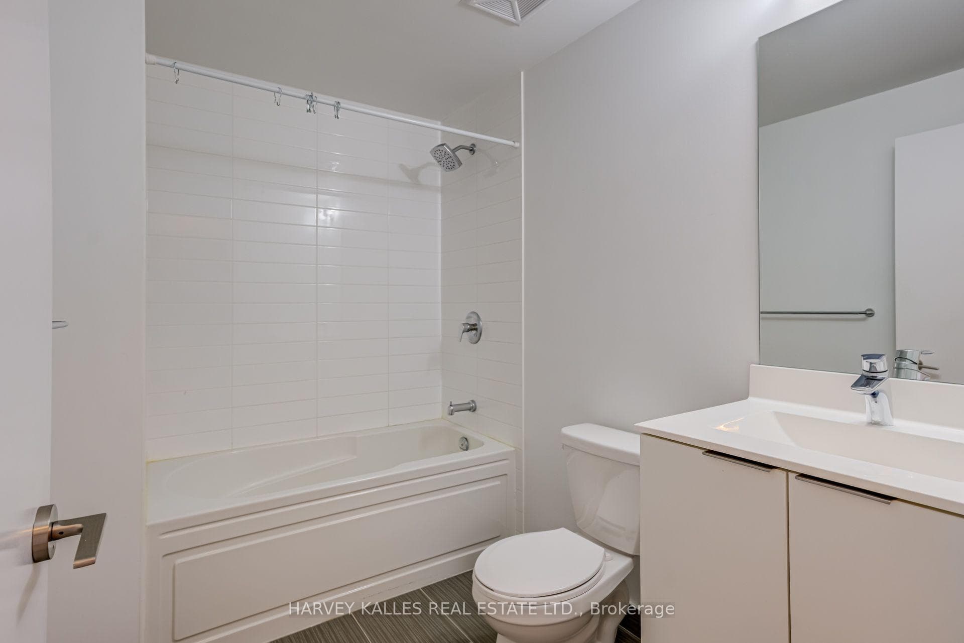 30 Shore Breeze Drive Unit 1822 photo 24