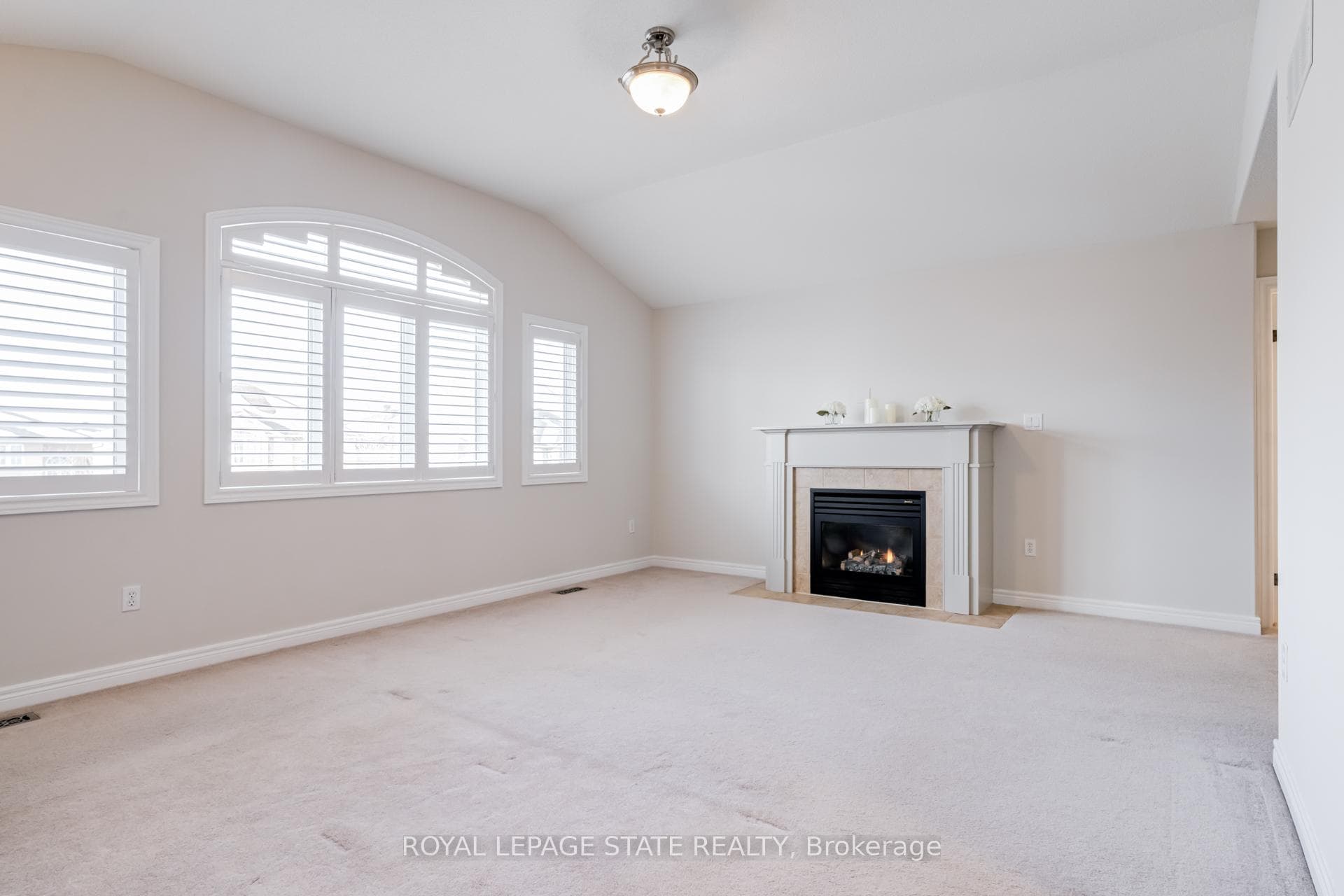 114 Armour Crescent photo 26